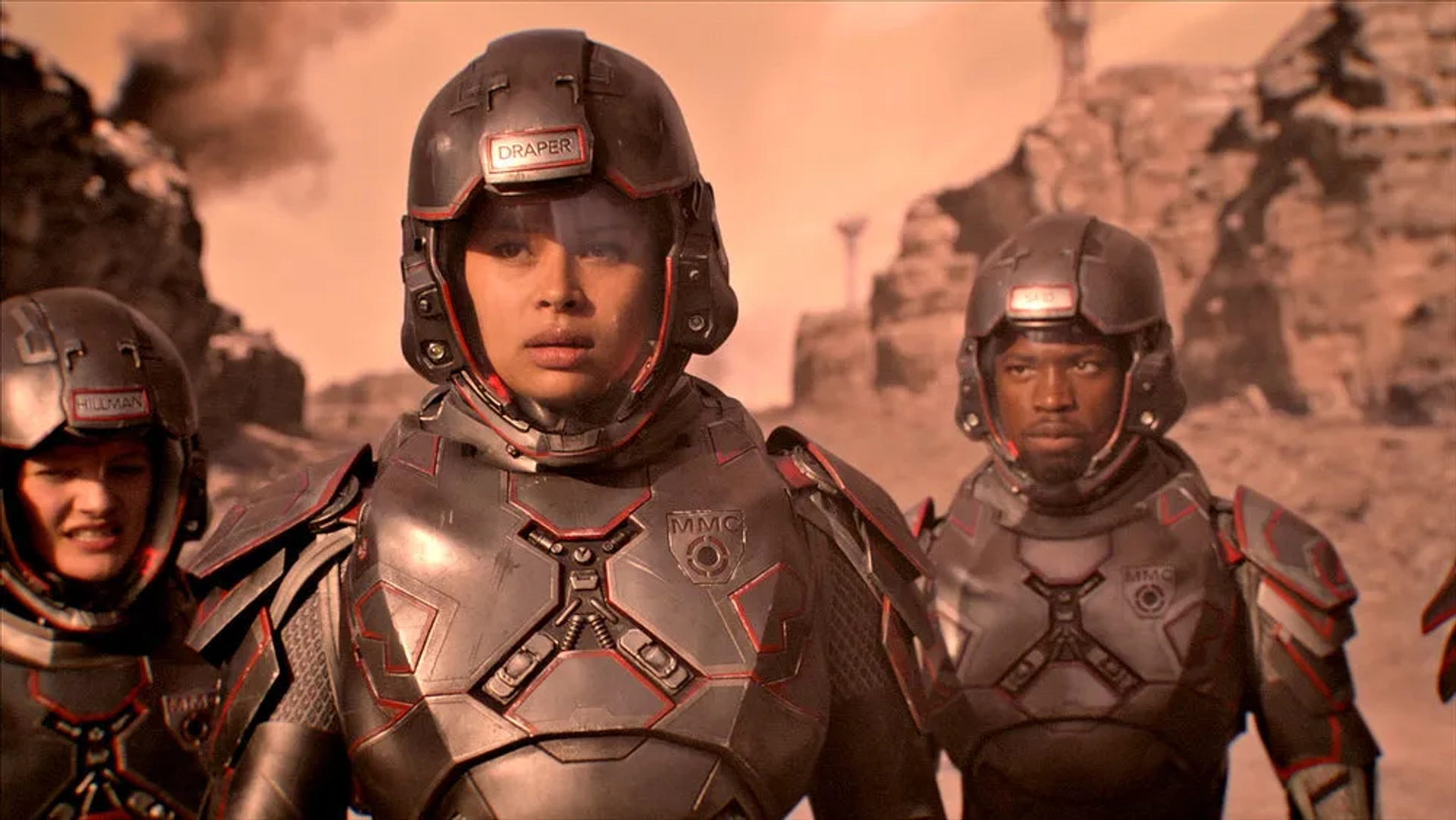 Sarah Allen, Dewshane Williams, and Frankie Adams in The Expanse (2015)