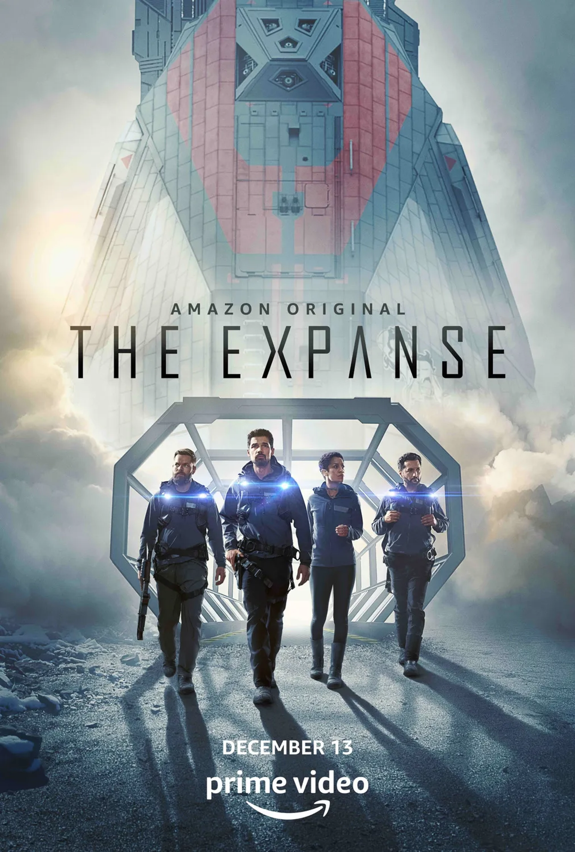 Cas Anvar, Wes Chatham, Steven Strait, and Dominique Tipper in The Expanse (2015)