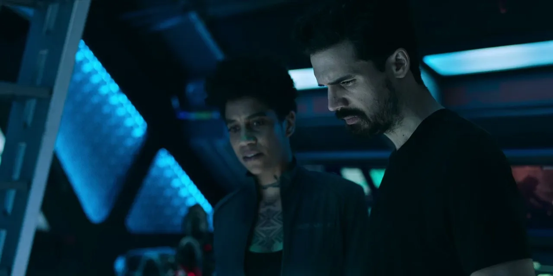 Steven Strait and Dominique Tipper in The Expanse: Why We Fight (2022)