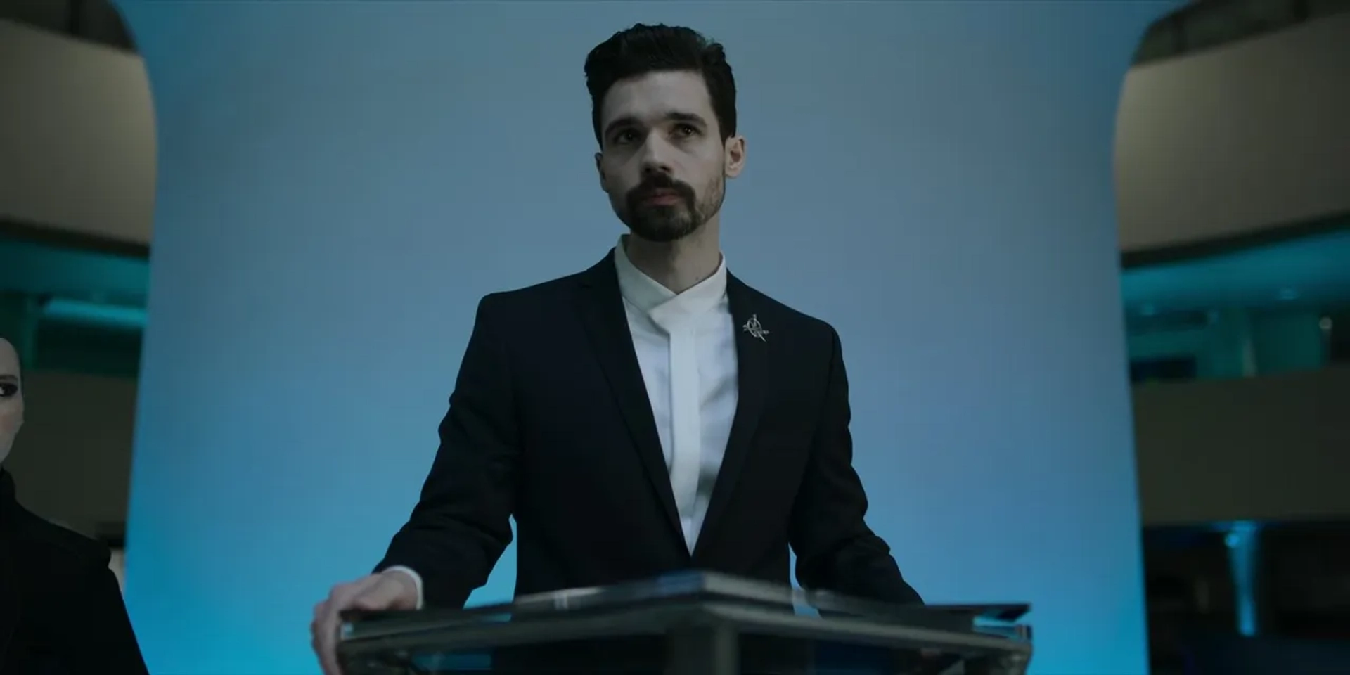 Steven Strait in The Expanse: Babylon's Ashes (2022)