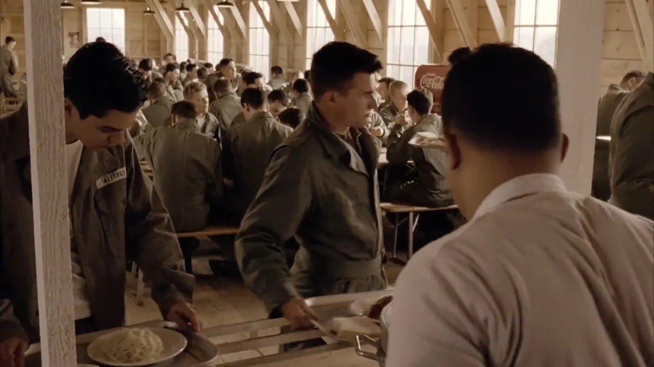 Frank John Hughes and Dominic Cooper in Band of Brothers (2001)