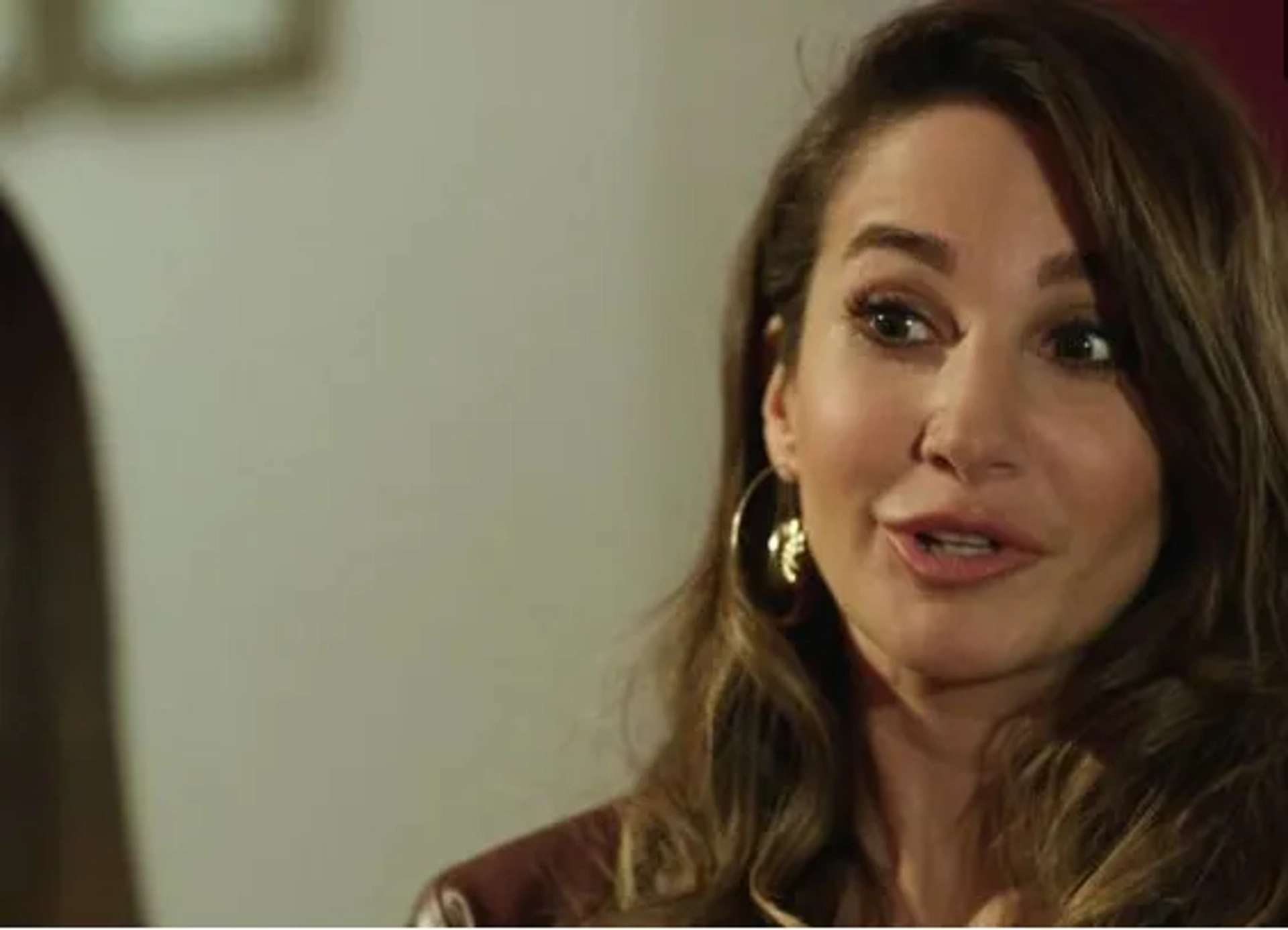 Rojda Demirer in Adi Efsane (2017)