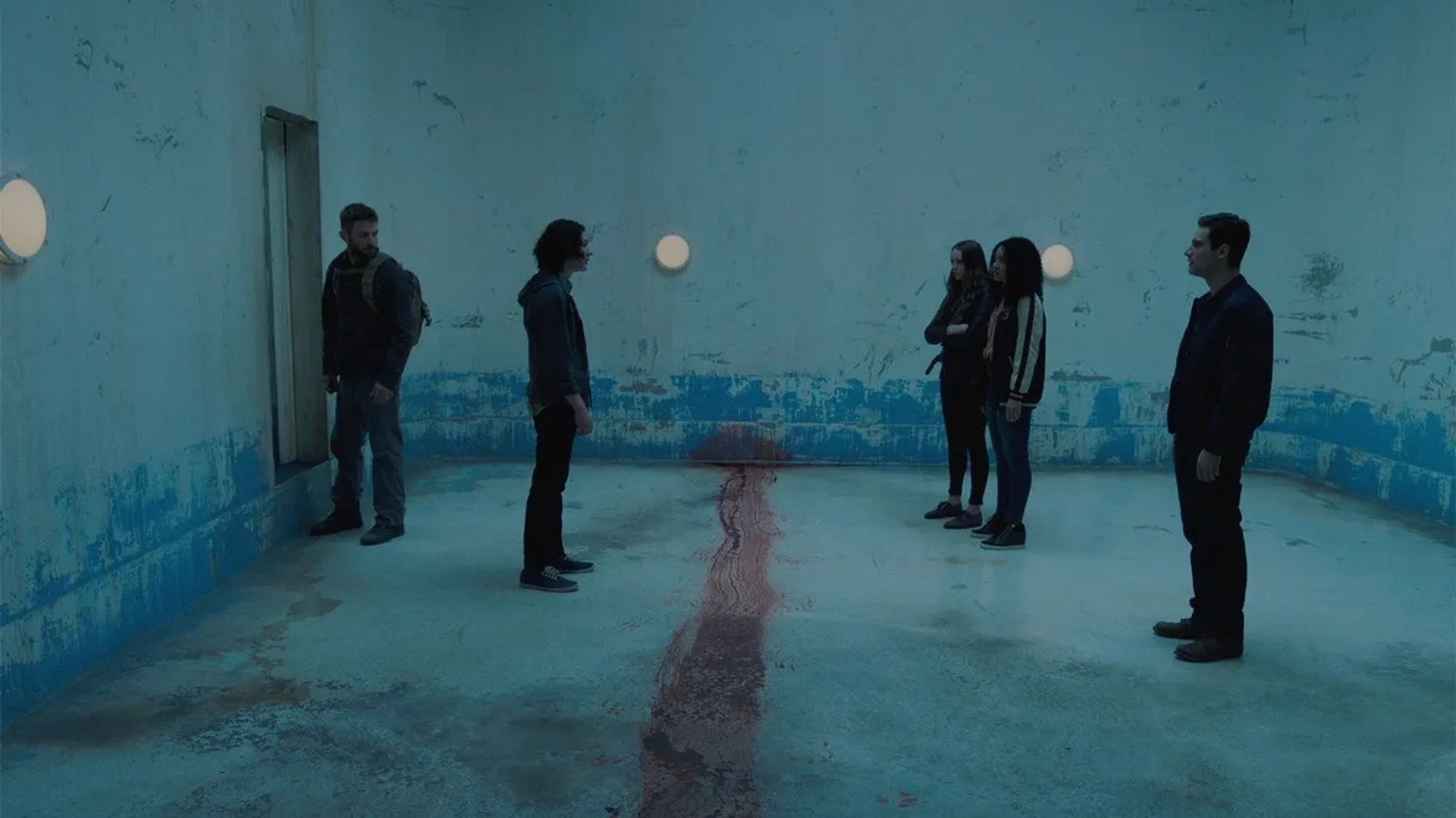 Jeff Ward, Sebastian Pigott, Aisha Dee, Amy Forsyth, and Seamus Patterson in Channel Zero (2016)