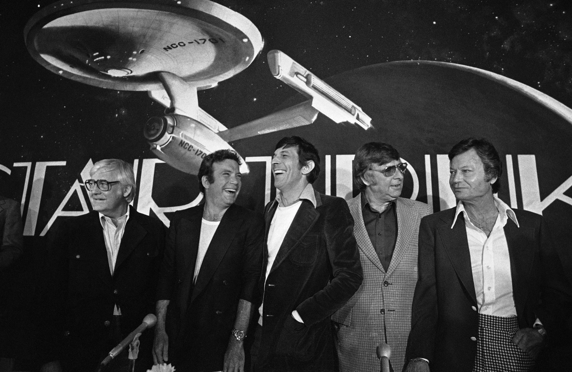 Leonard Nimoy, William Shatner, DeForest Kelley, Gene Roddenberry, and Robert Wise at an event for Star Trek: The Motion Picture (1979)