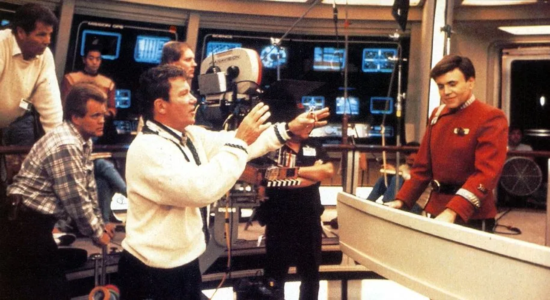 Walter Koenig and William Shatner in Star Trek V: The Final Frontier (1989)