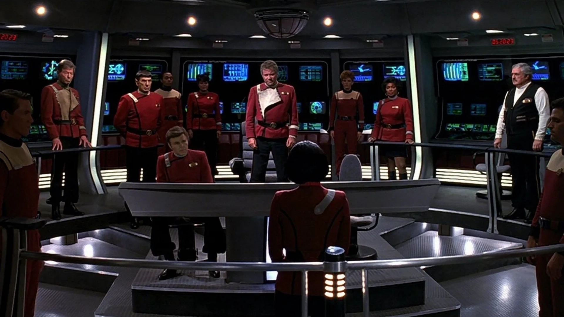 Kim Cattrall, Walter Koenig, Leonard Nimoy, William Shatner, James Doohan, DeForest Kelley, Nichelle Nichols, Denise Lynne Roberts, and David Keith Anderson in Star Trek VI: The Undiscovered Country (1991)