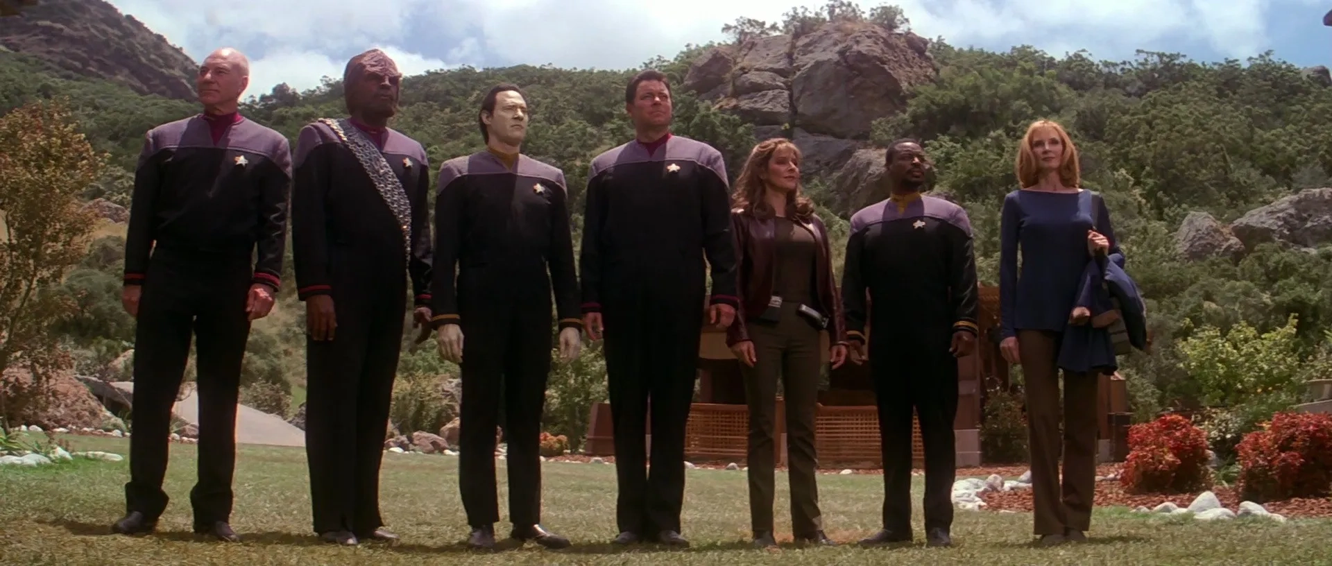 Michael Dorn, Jonathan Frakes, Gates McFadden, Marina Sirtis, Brent Spiner, LeVar Burton, and Patrick Stewart in Star Trek: Insurrection (1998)