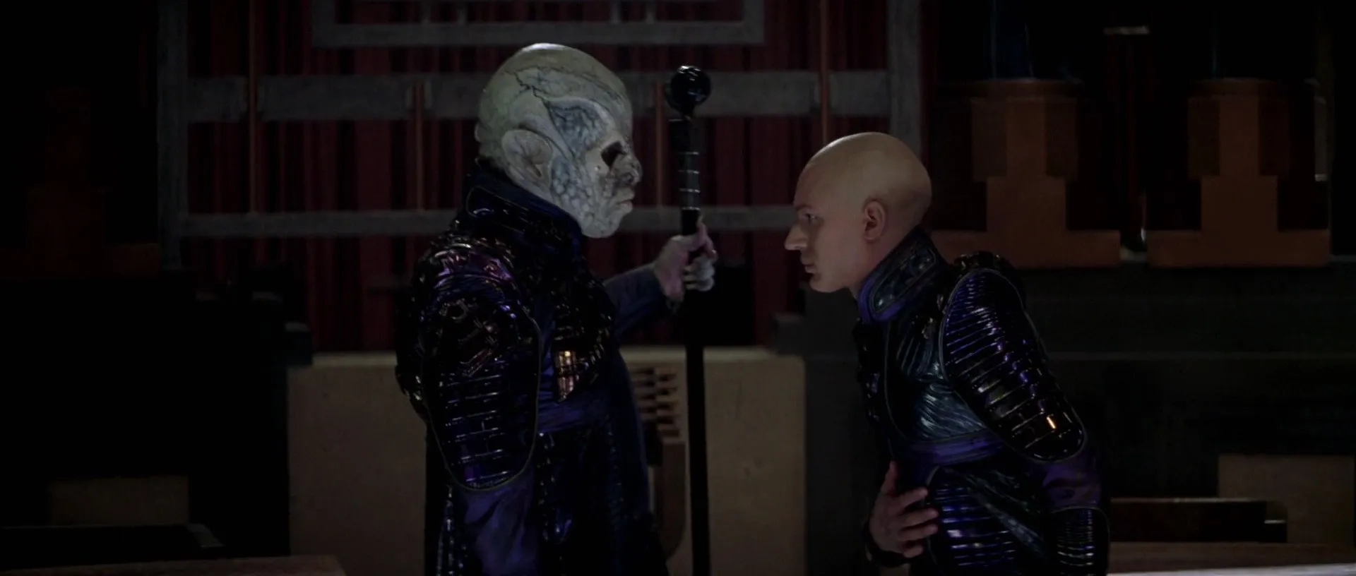 Ron Perlman and Tom Hardy in Star Trek: Nemesis (2002)