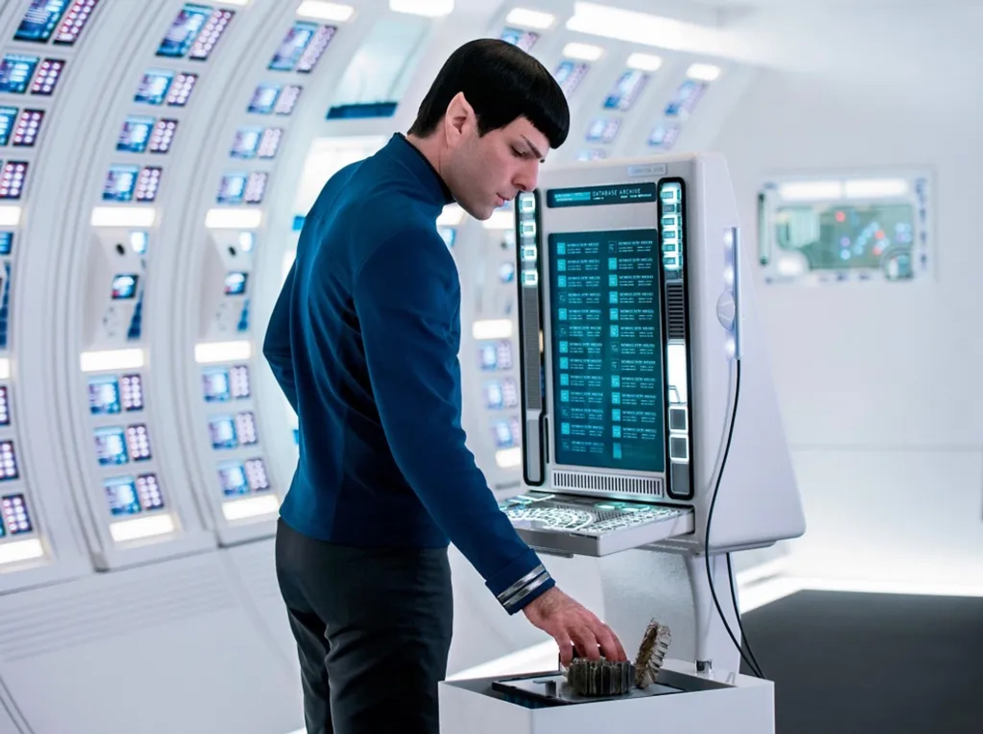 Zachary Quinto in Star Trek Beyond (2016)