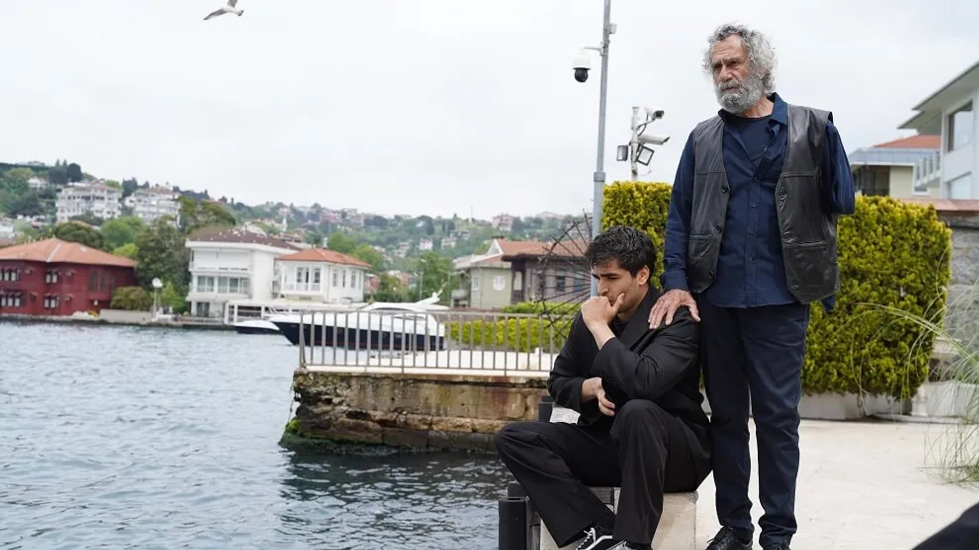 Menderes Samancilar and Mert Ramazan Demir in Golden Boy (2022)