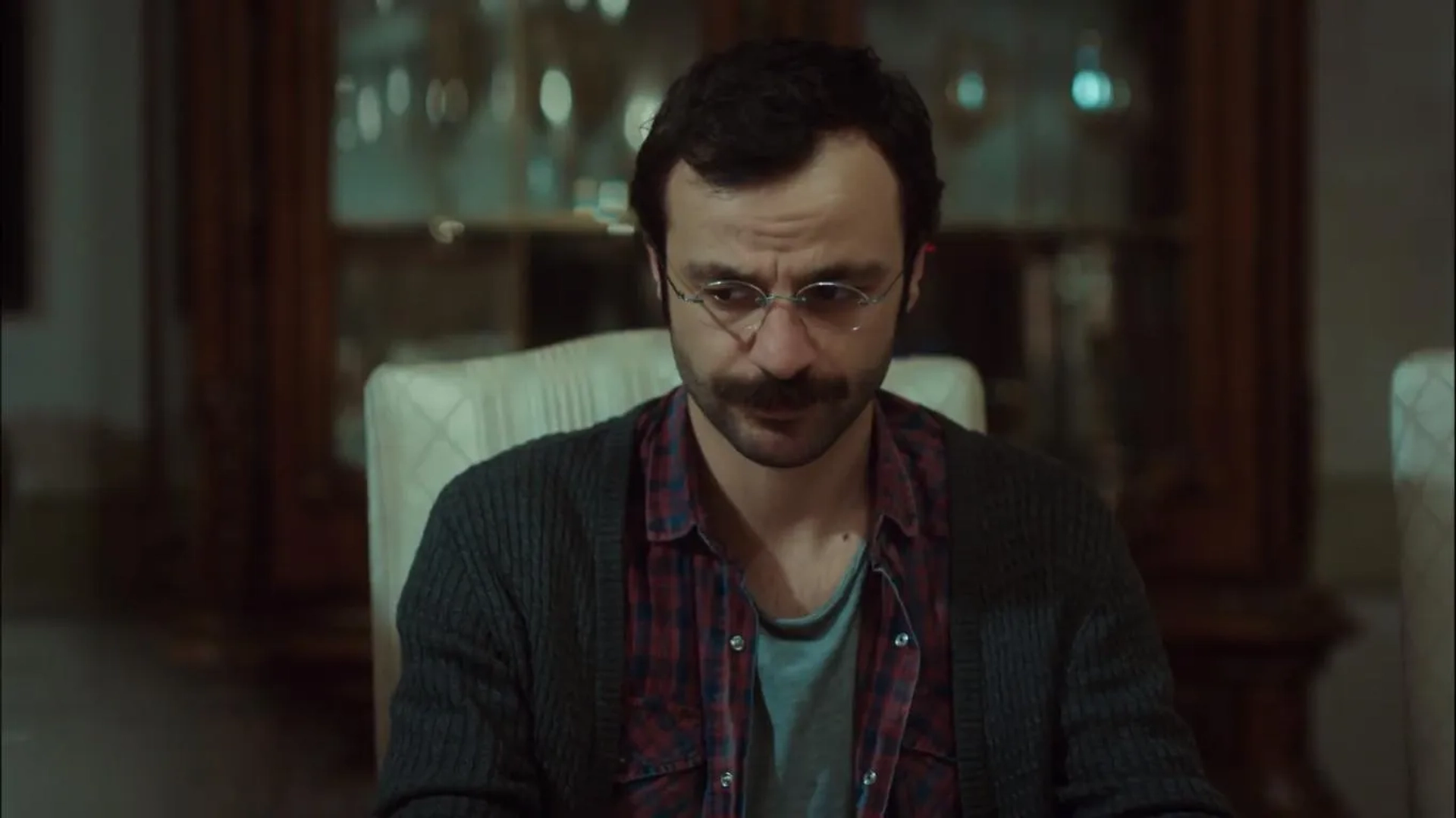 Güven Murat Akpinar in Istanbullu Gelin (2017)