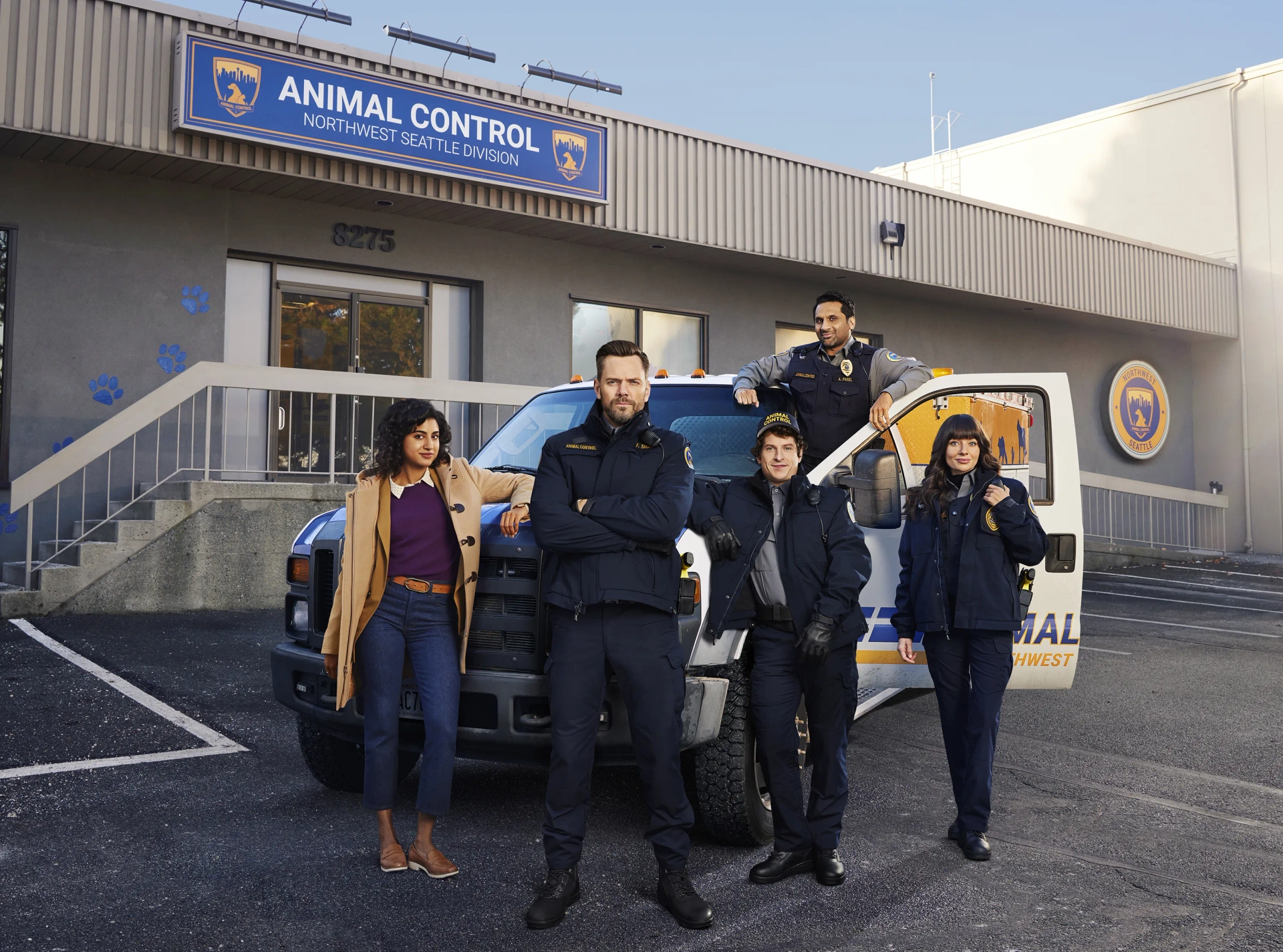 Joel McHale, Ravi Patel, Grace Palmer, Michael Rowland, and Vella Lovell in Animal Control (2023)