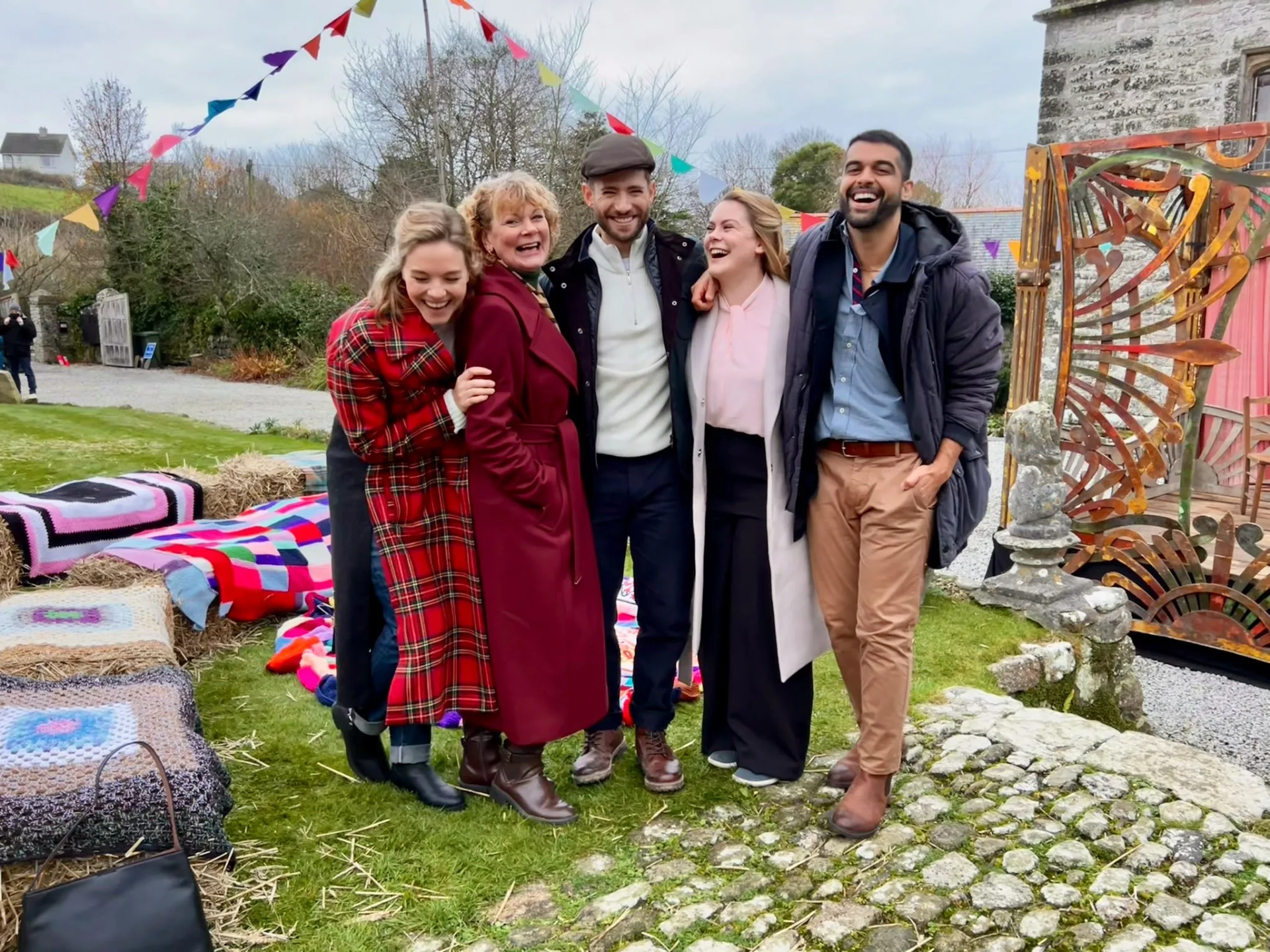 Samantha Bond, Julian Morris, Eloise Mumford, Anand Desai-Barochia, and Molly Hanson in Presence of Love (2022)