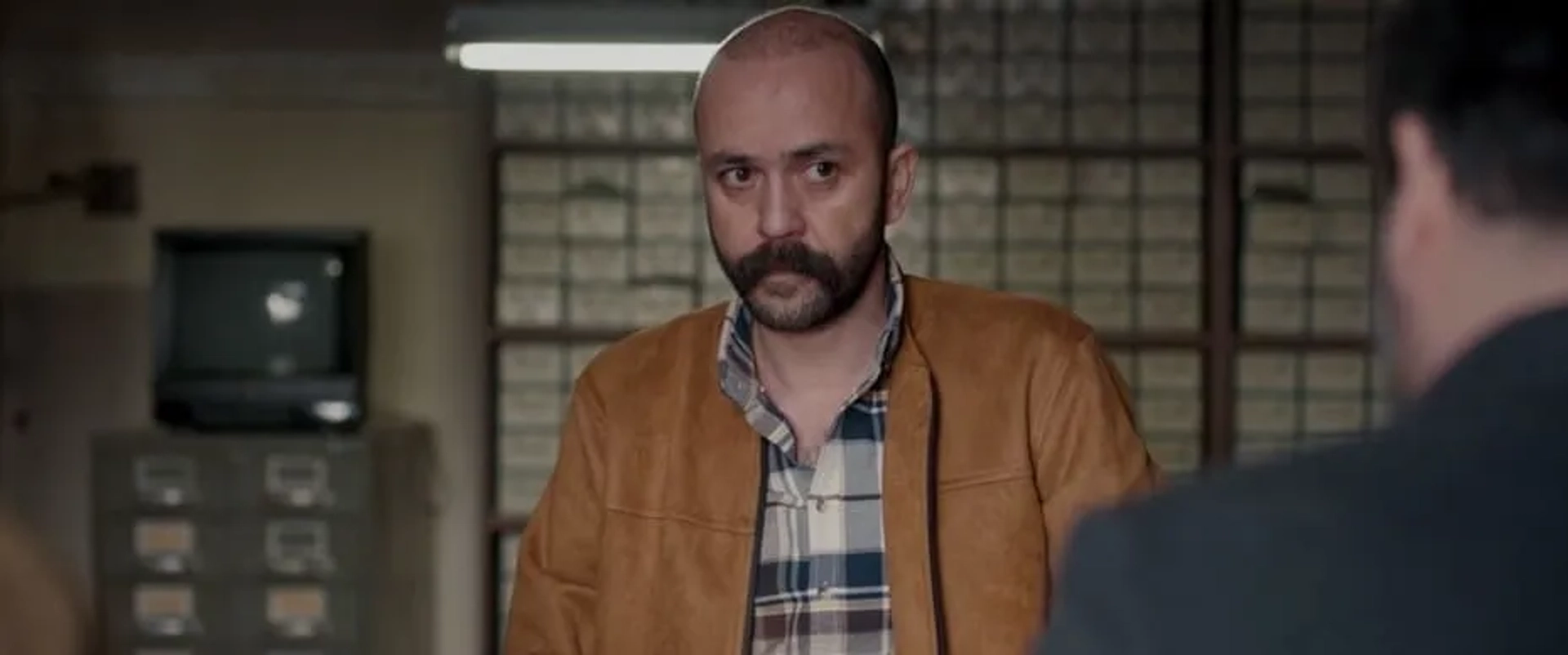 Sarp Akkaya in Ayak Isleri (2021)