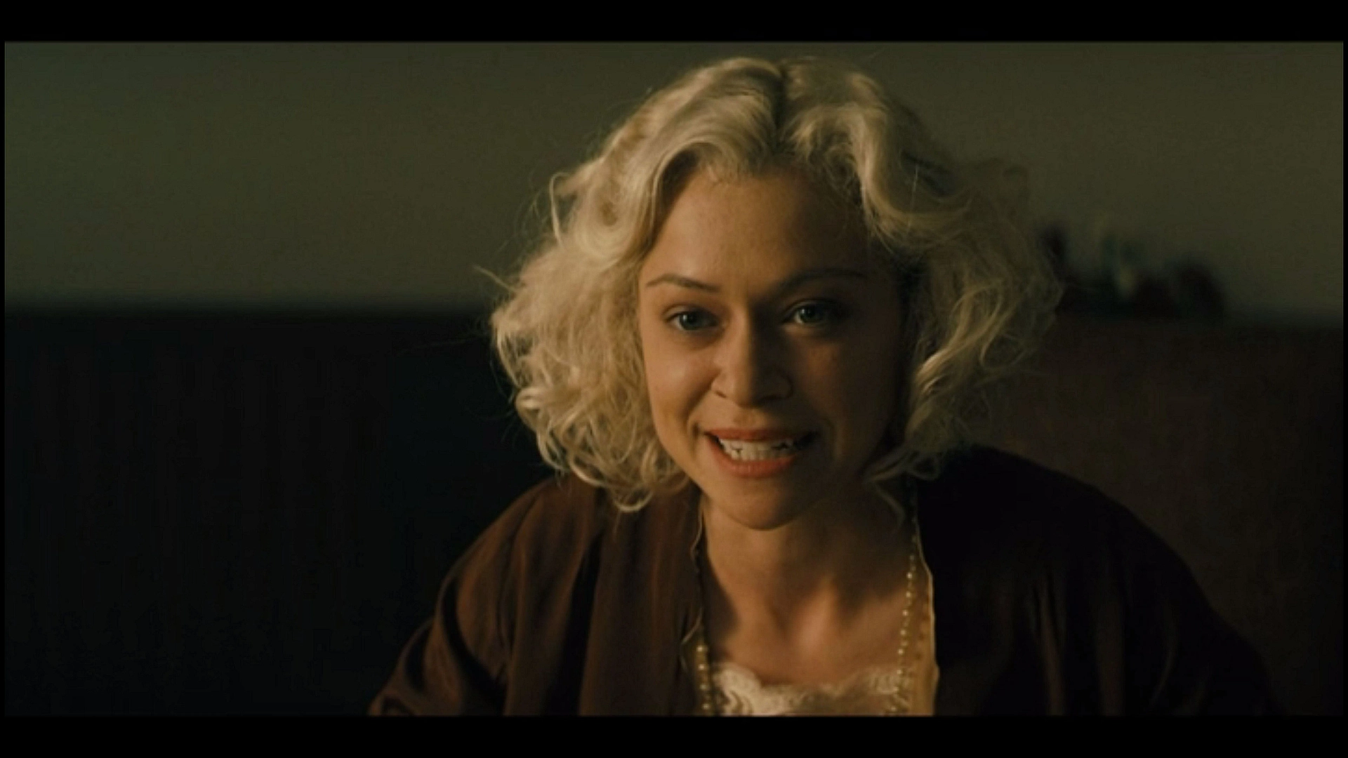 Tatiana Maslany in Perry Mason: Chapter Five (2020)