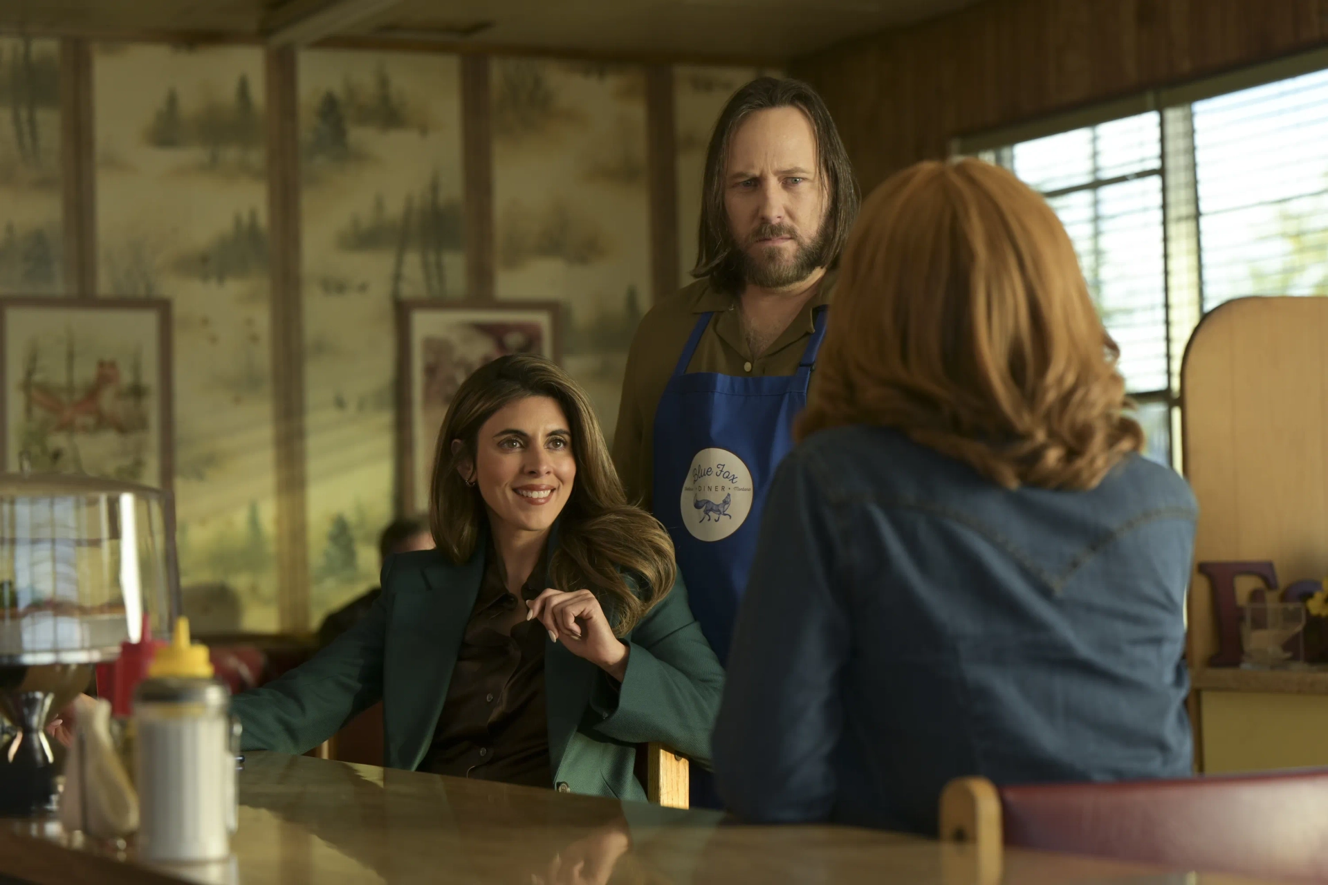 Reba McEntire, Jamie-Lynn Sigler, and Ryan O'Nan in Big Sky (2020)