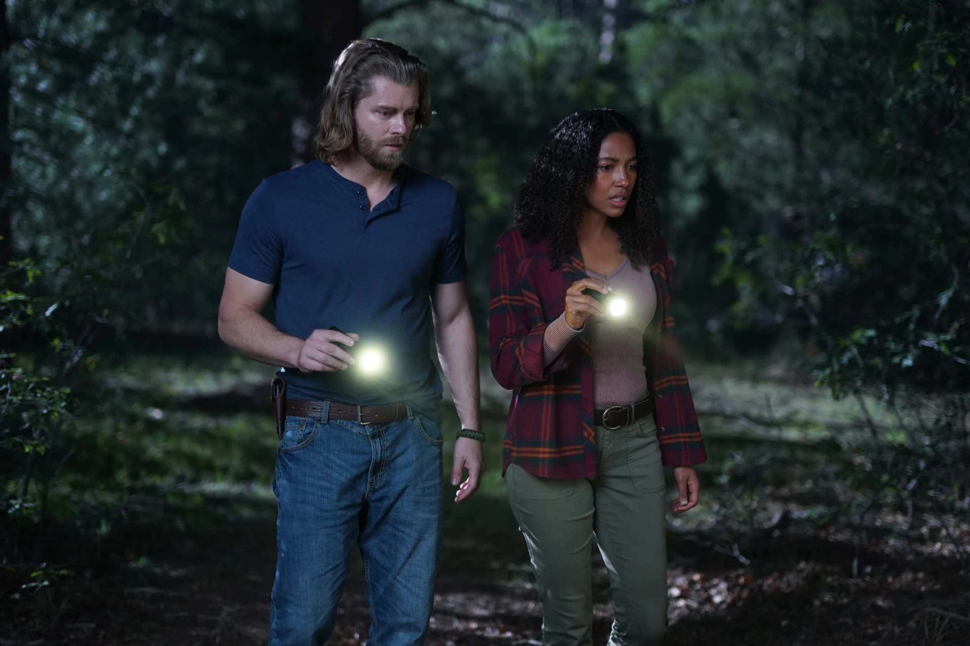 Luke Mitchell and Kylie Bunbury in Big Sky (2020)