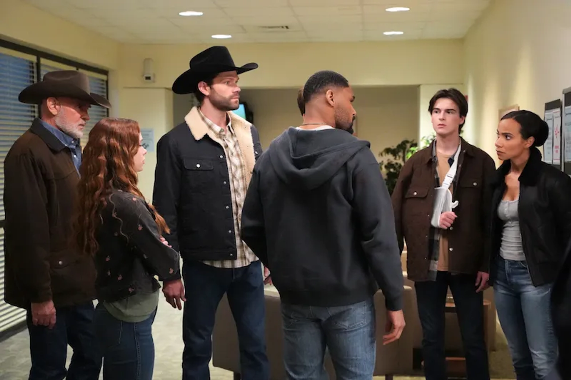 Jared Padalecki, Mitch Pileggi, Ione Butler, Jeff Pierre, Violet Brinson, and Kale Culley in Walker (2021)