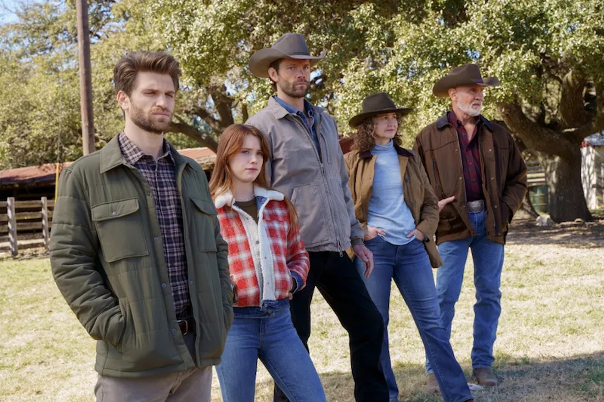 Molly Hagan, Jared Padalecki, Mitch Pileggi, Keegan Allen, and Violet Brinson in Walker (2021)