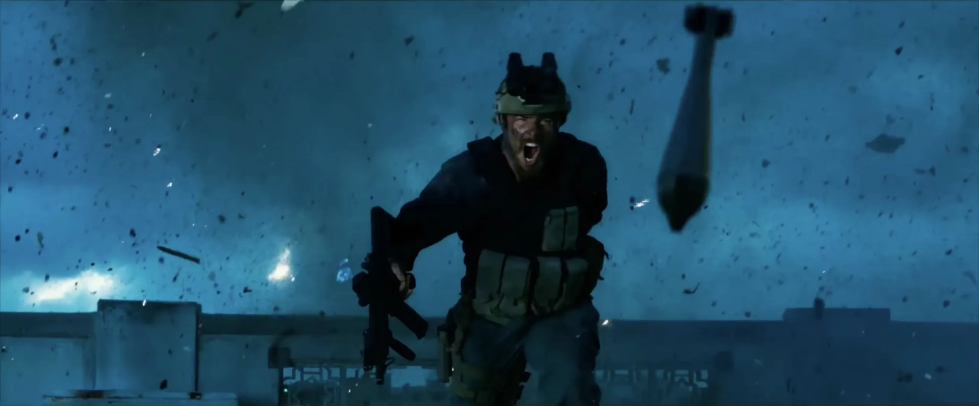 Toby Stephens in 13 Hours (2016)