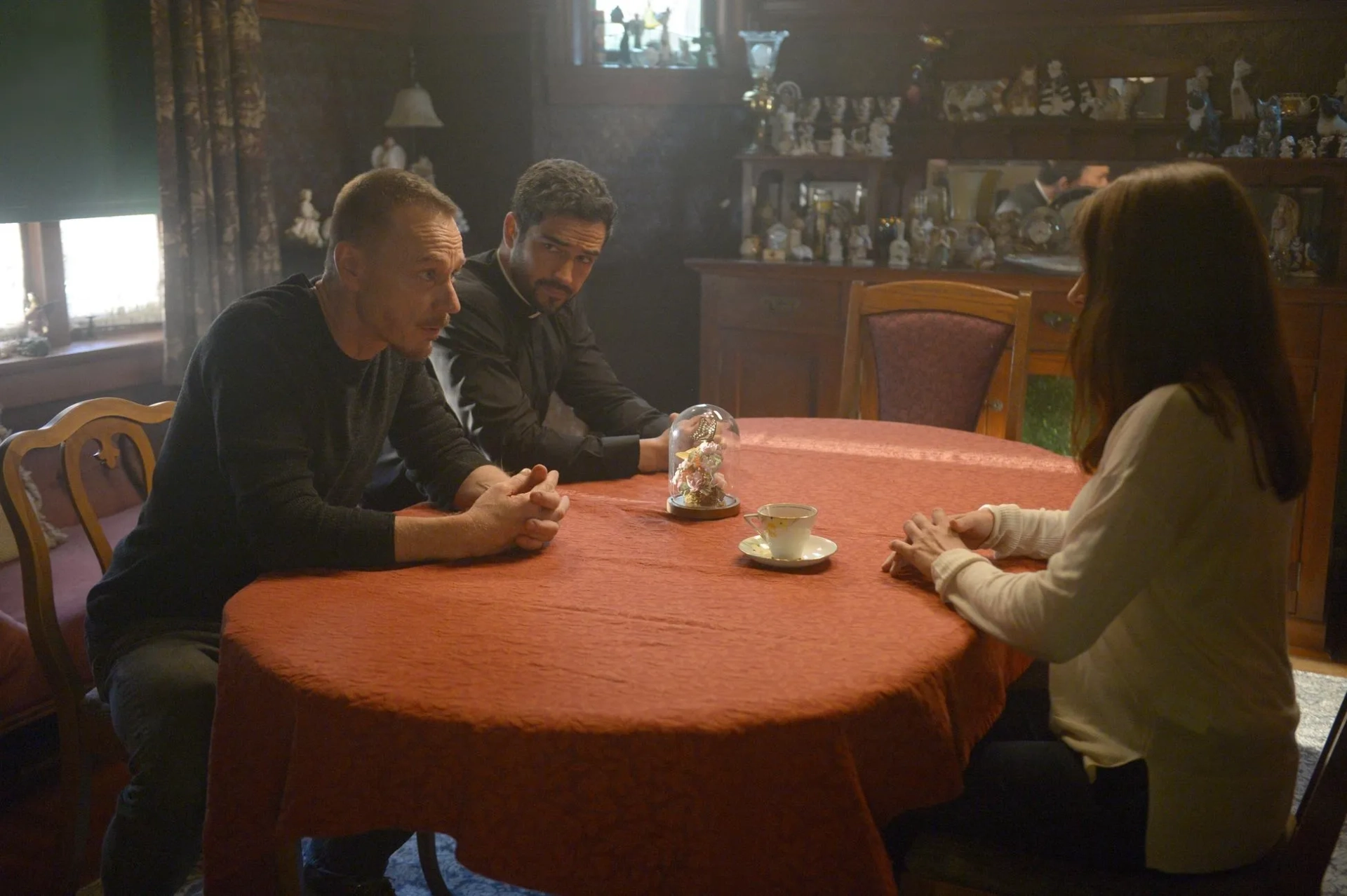 Ben Daniels, Rochelle Greenwood, and Alfonso Herrera in The Exorcist (2016)