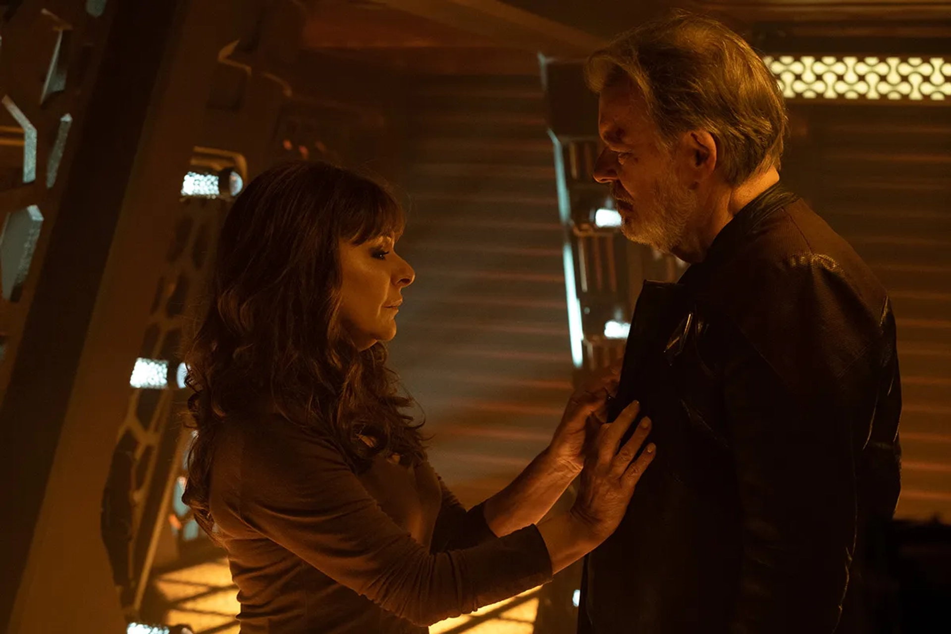 Jonathan Frakes and Marina Sirtis in Star Trek: Picard: Surrender (2023)