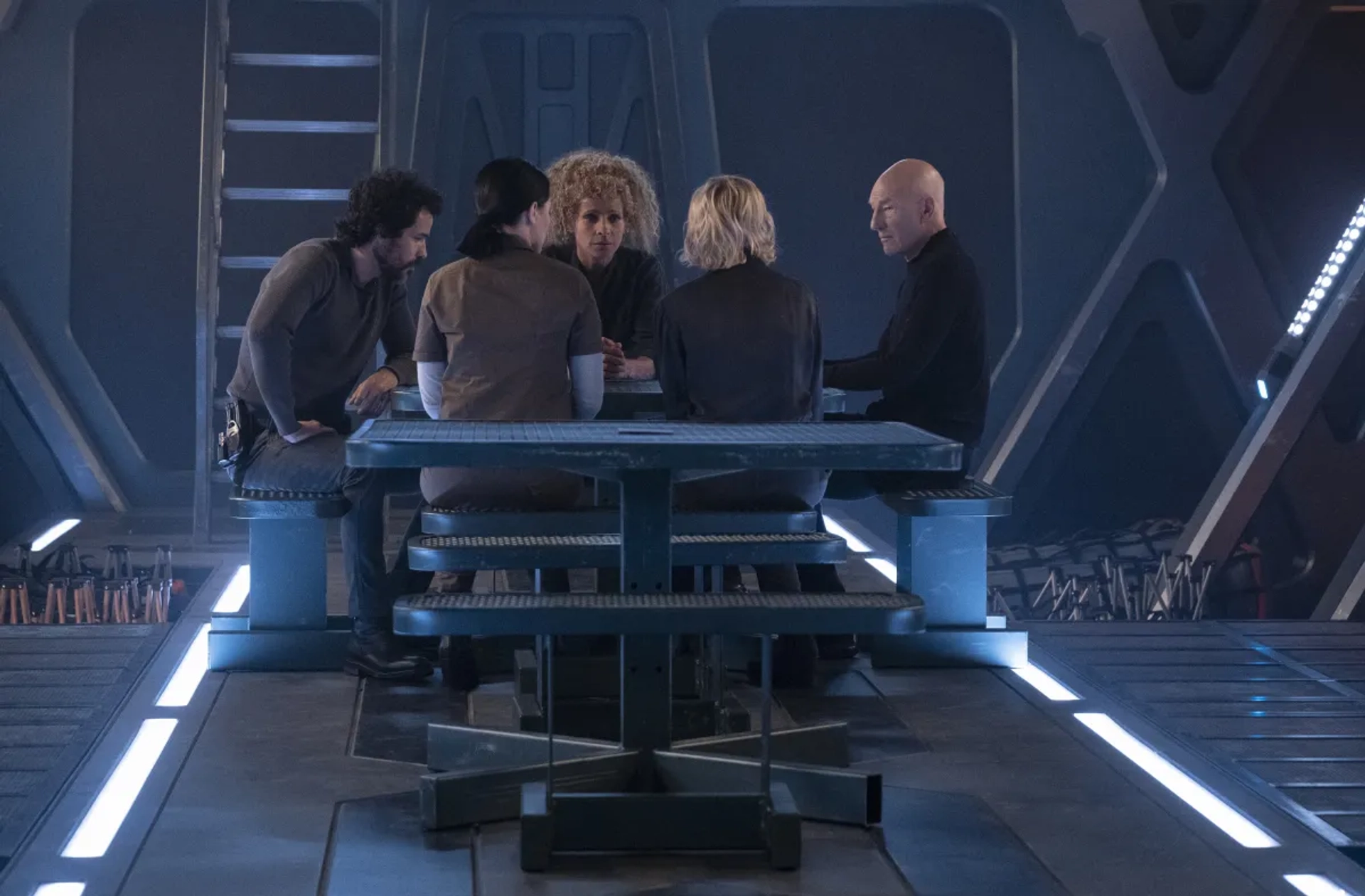 Patrick Stewart, Michelle Hurd, Alison Pill, Santiago Cabrera, and Isa Briones in Star Trek: Picard (2020)