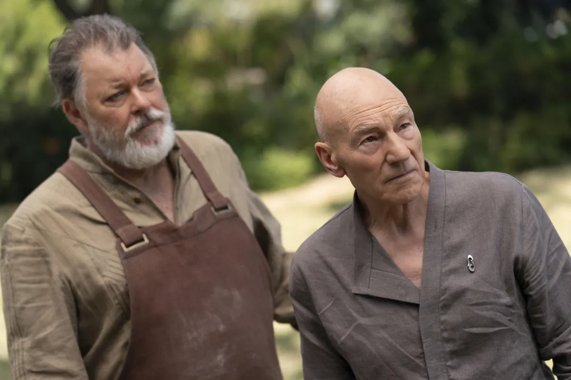 Jonathan Frakes and Patrick Stewart in Star Trek: Picard (2020)