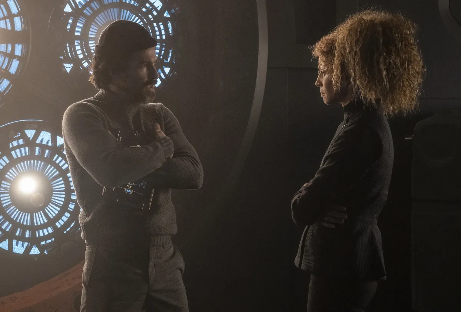 Michelle Hurd and Santiago Cabrera in Star Trek: Picard (2020)