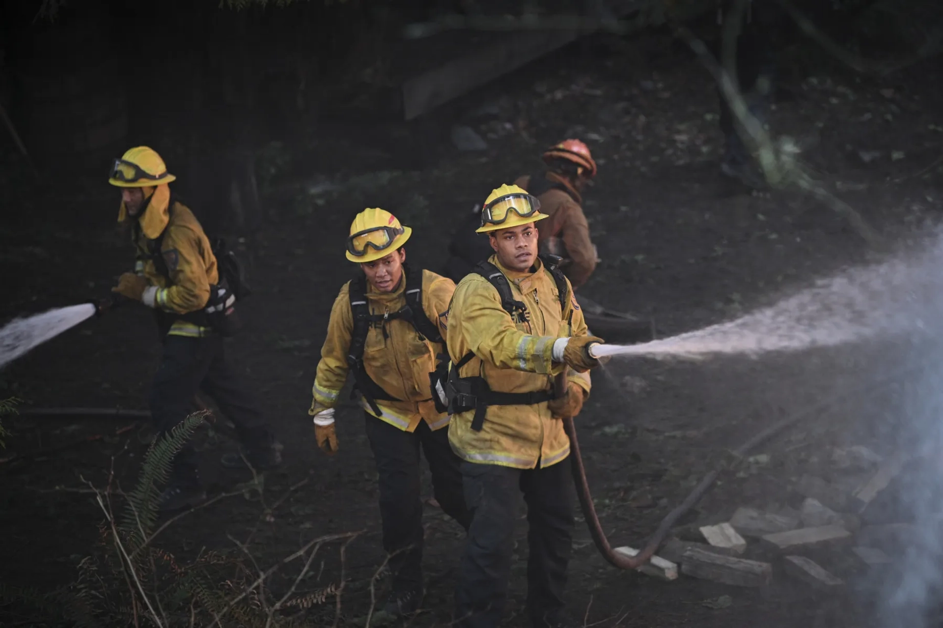 Jules Latimer and Jordan Calloway in Fire Country (2022)