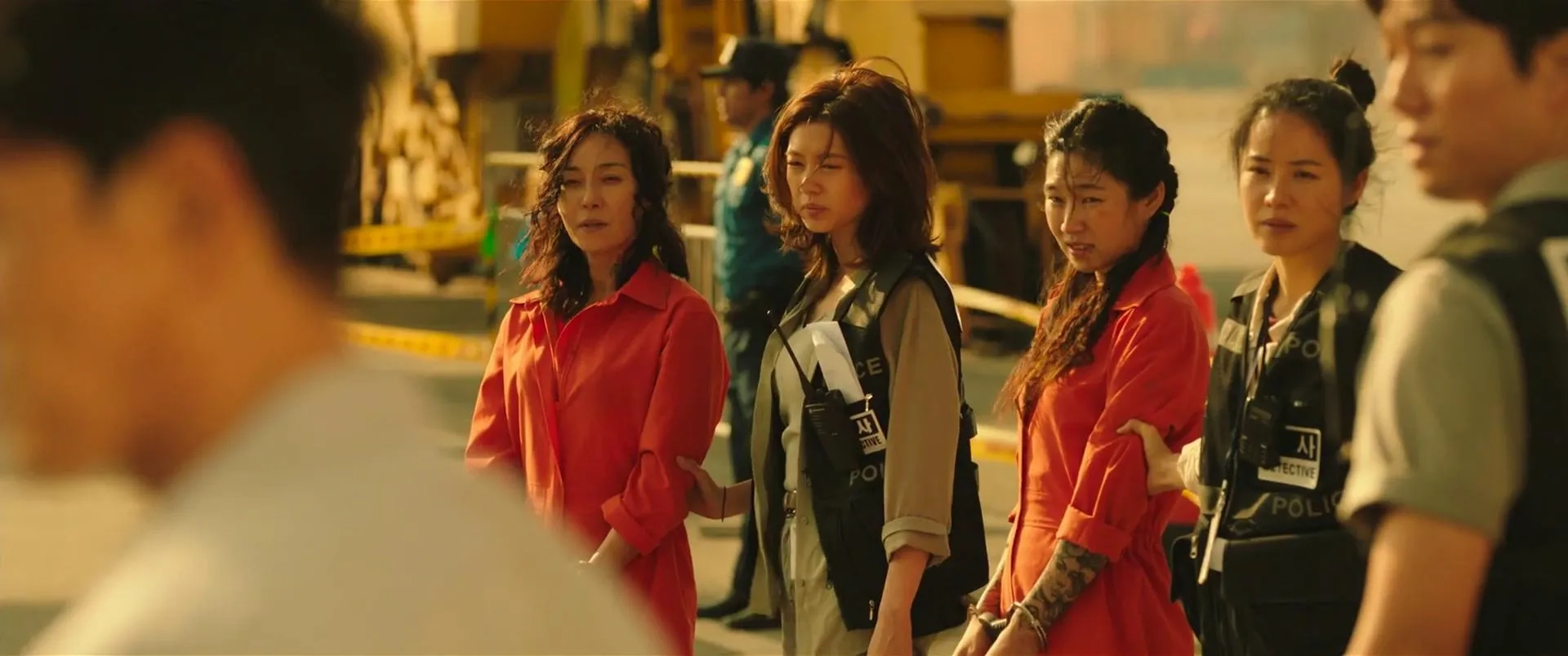 Jang Young-Nam and Jung So-Min in Project Wolf Hunting (2022)