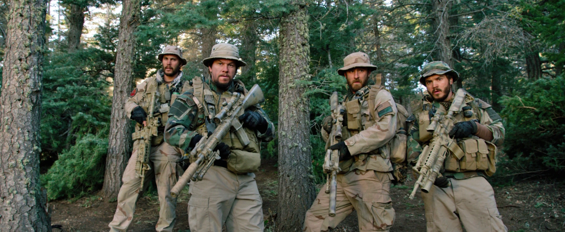 Mark Wahlberg, Ben Foster, Emile Hirsch, and Taylor Kitsch in Lone Survivor (2013)