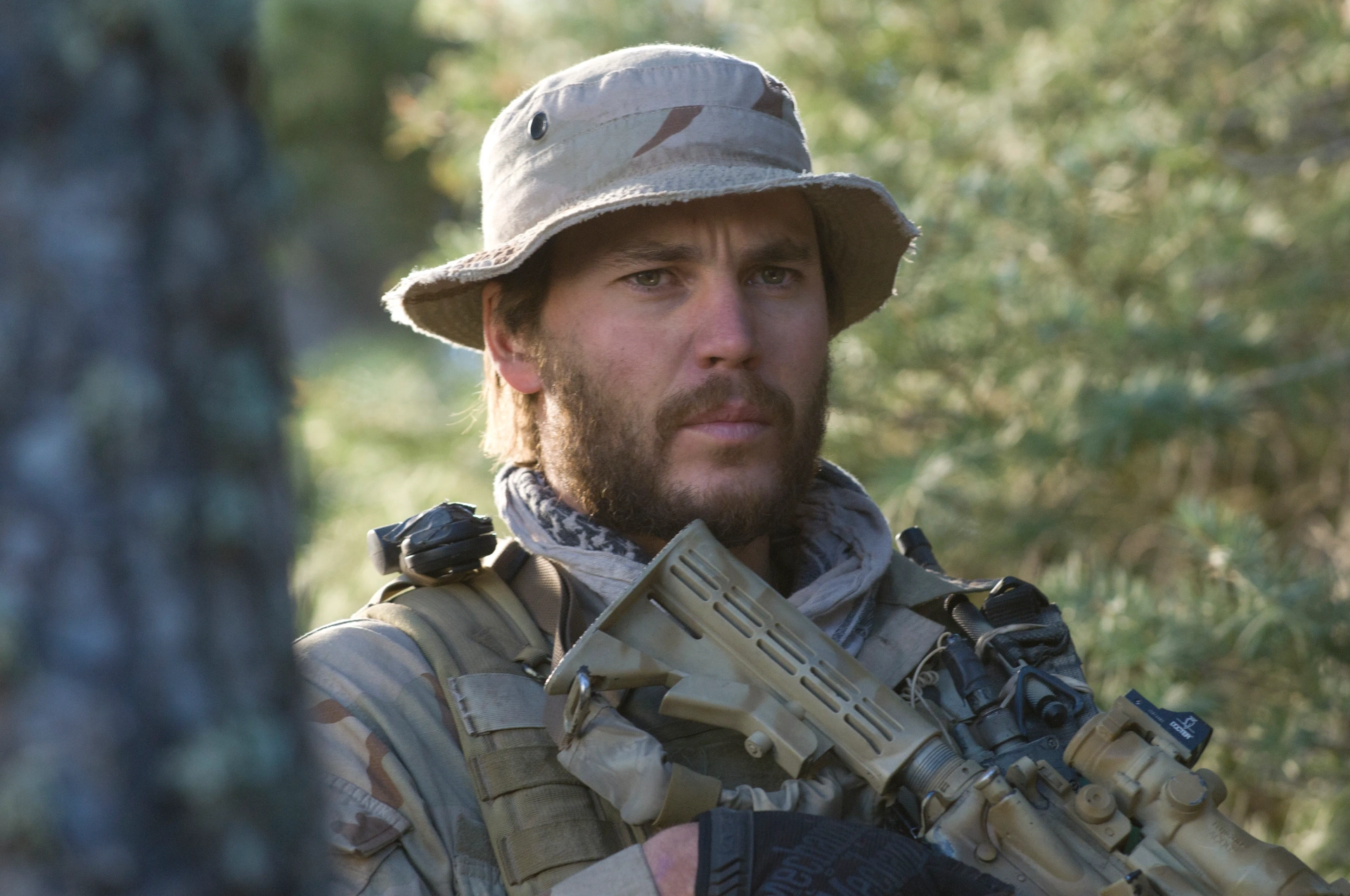 Taylor Kitsch in Lone Survivor (2013)