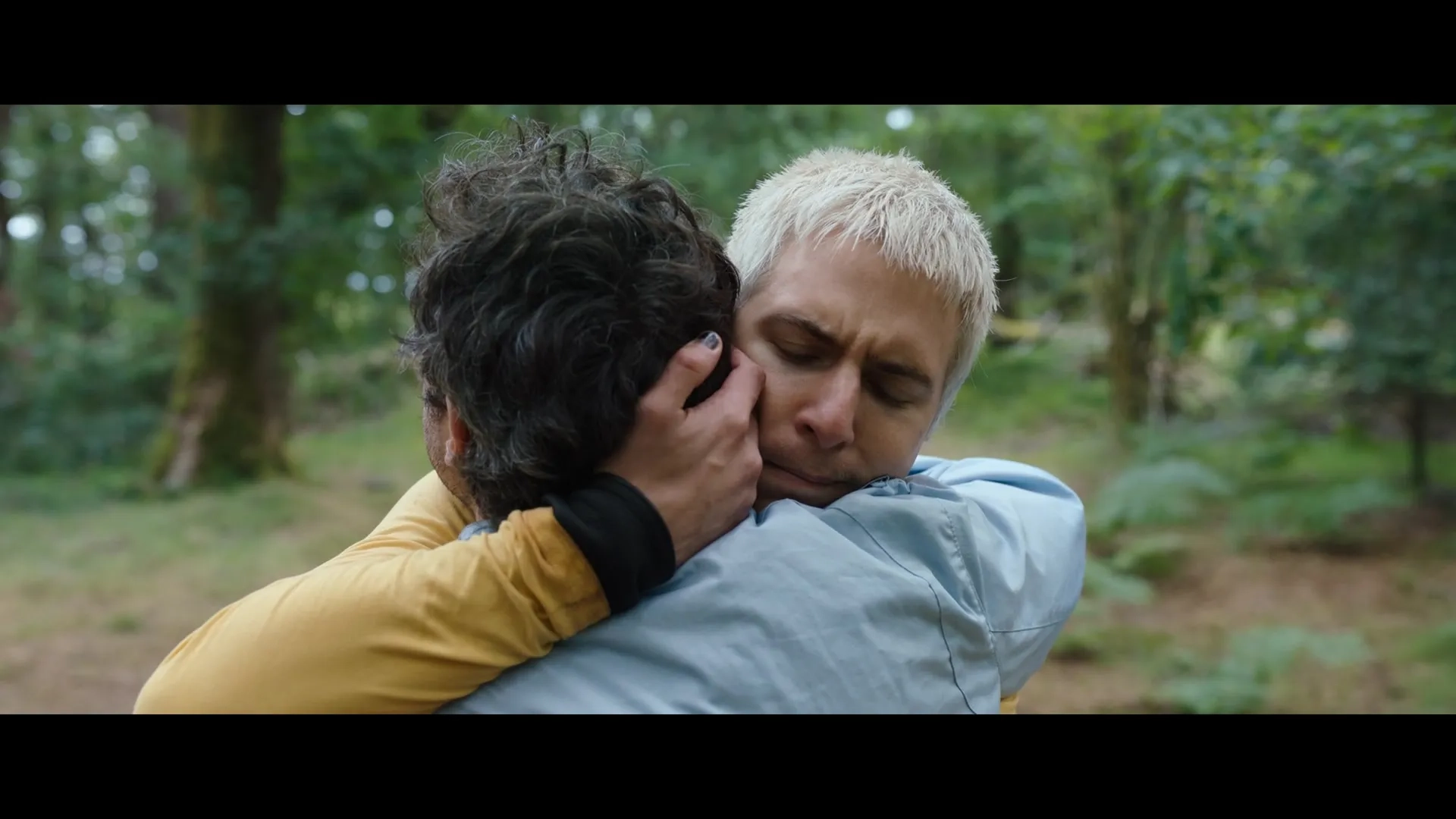 Alden Ehrenreich and Aaron Holliday in Cocaine Bear (2023)