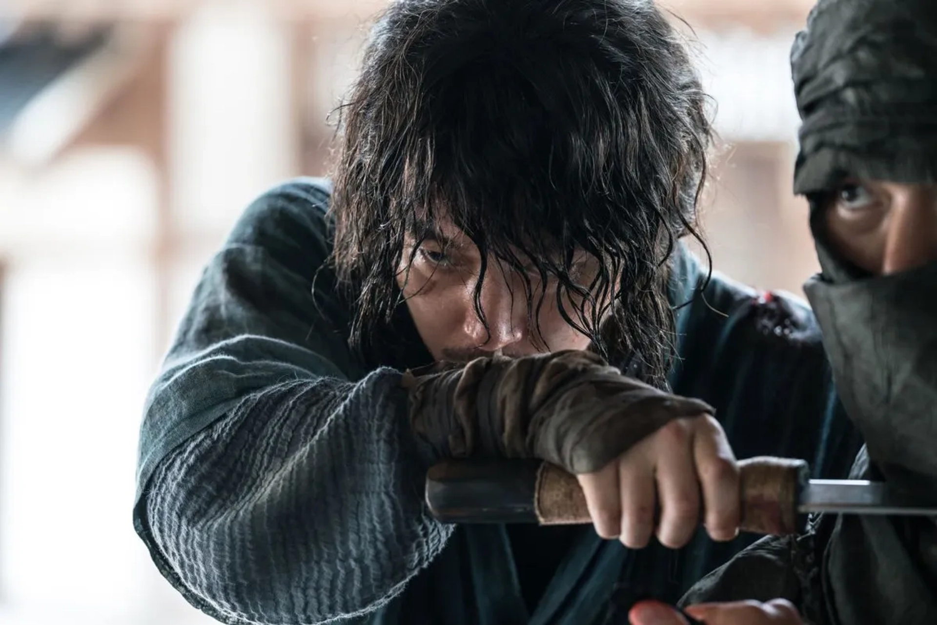 Jang Hyuk in The Swordsman (2020)