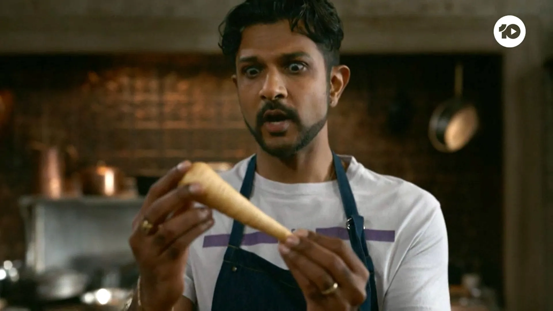 Utkarsh Ambudkar in Ghosts (2021)