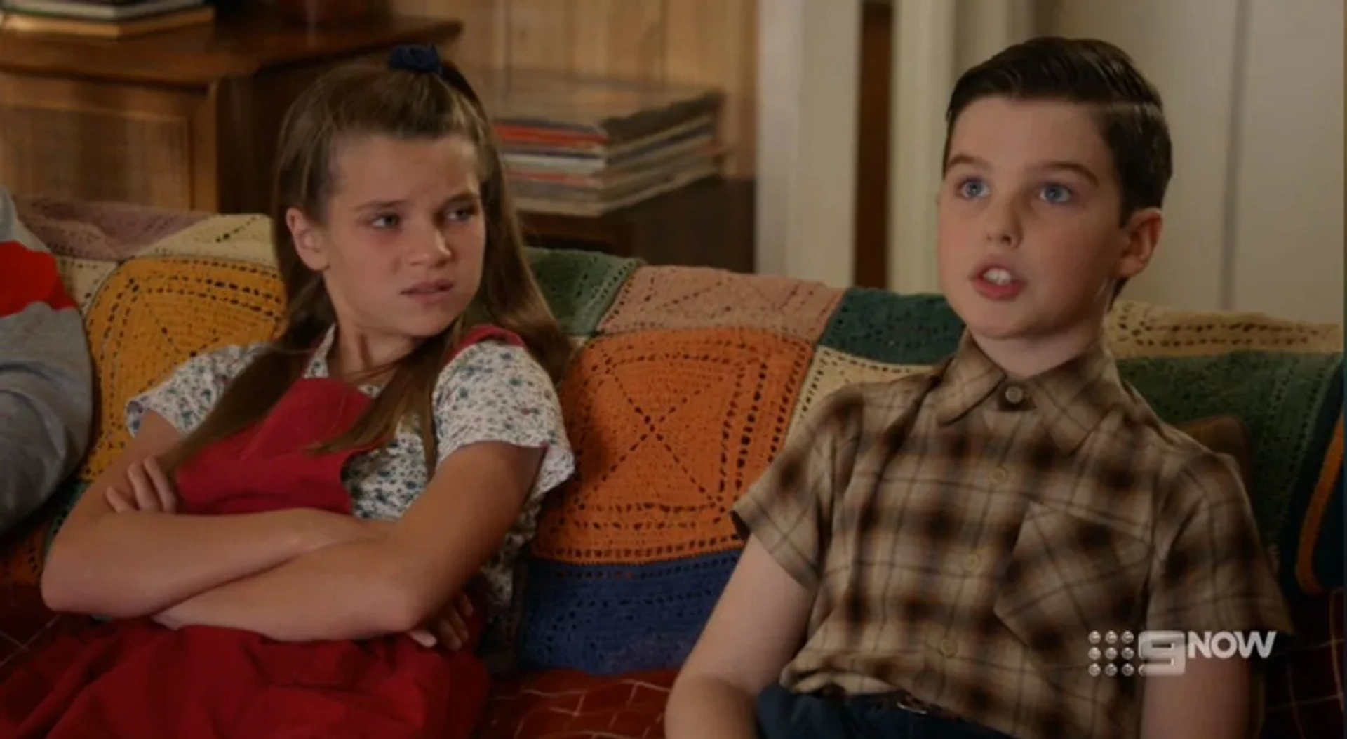 Raegan Revord and Iain Armitage in Young Sheldon: A Pineapple and the Bosom of Male Friendship (2019)