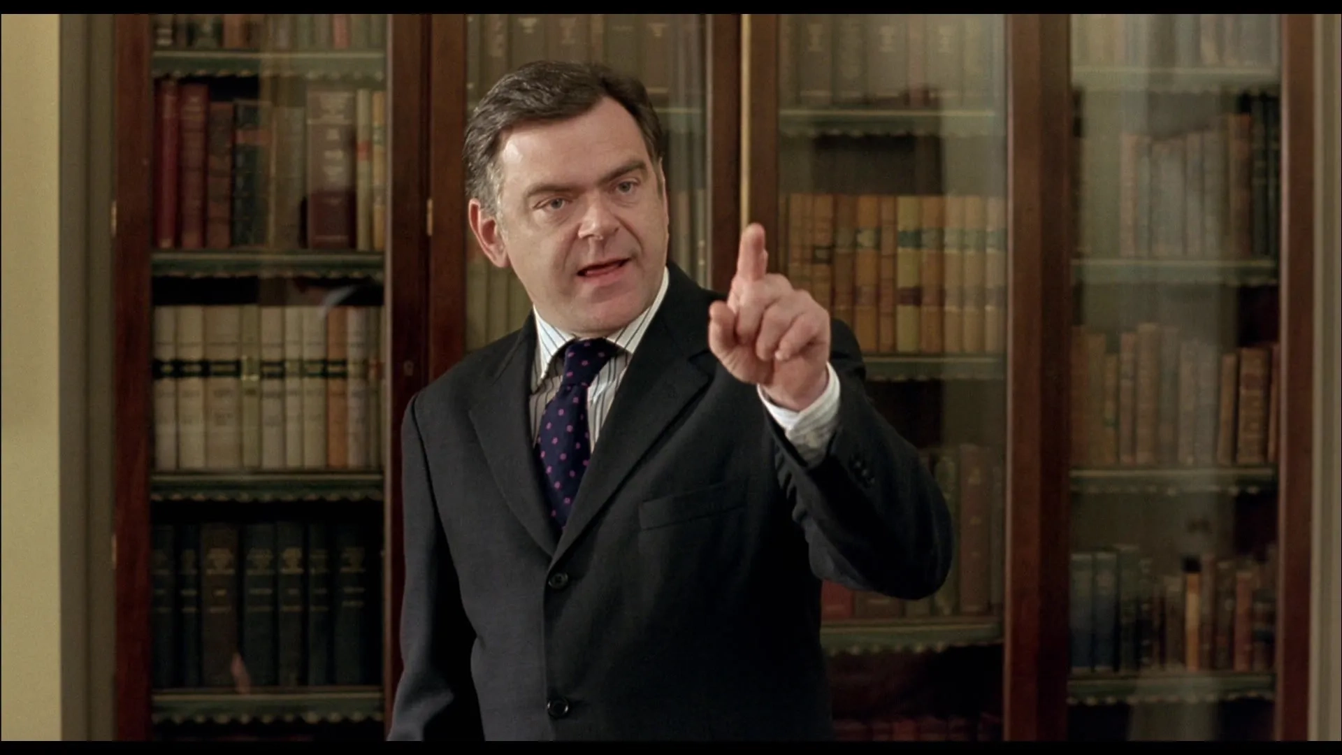 Kevin McNally in Johnny English (2003)