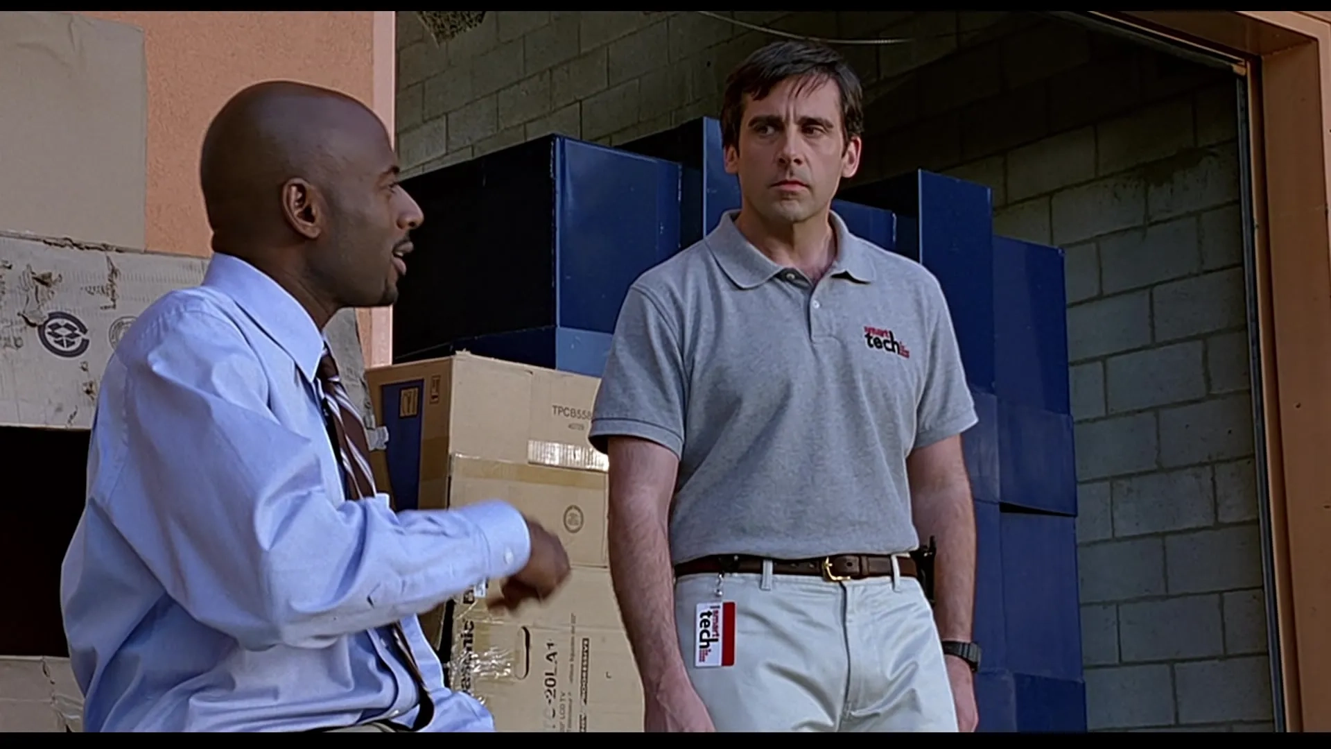 Steve Carell and Romany Malco in The 40-Year-Old Virgin (2005)