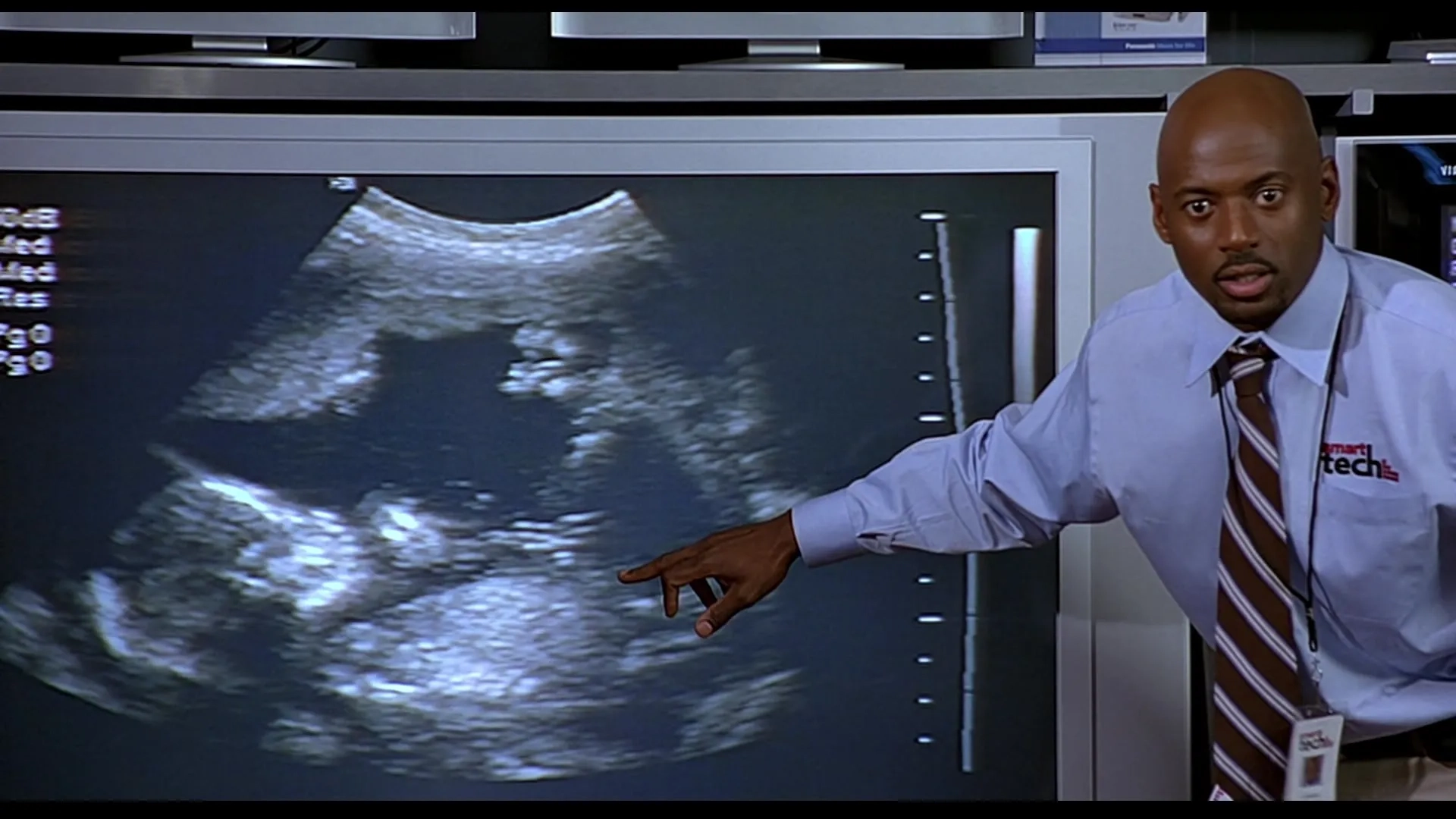 Romany Malco in The 40-Year-Old Virgin (2005)