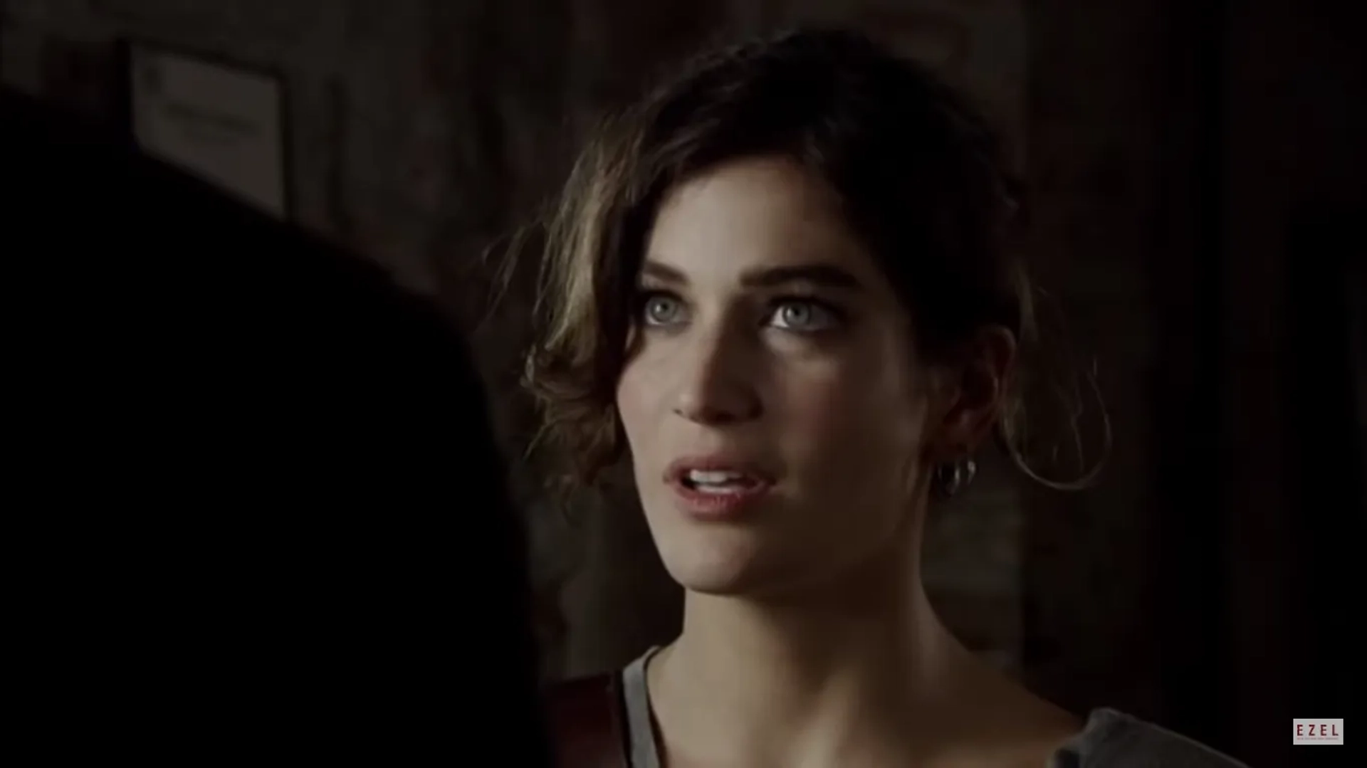 Berrak Tüzünataç in Ezel (2009)