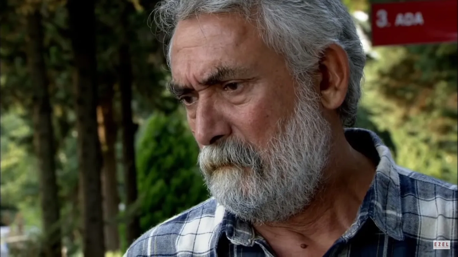 Bayazit Gülercan in Ezel (2009)