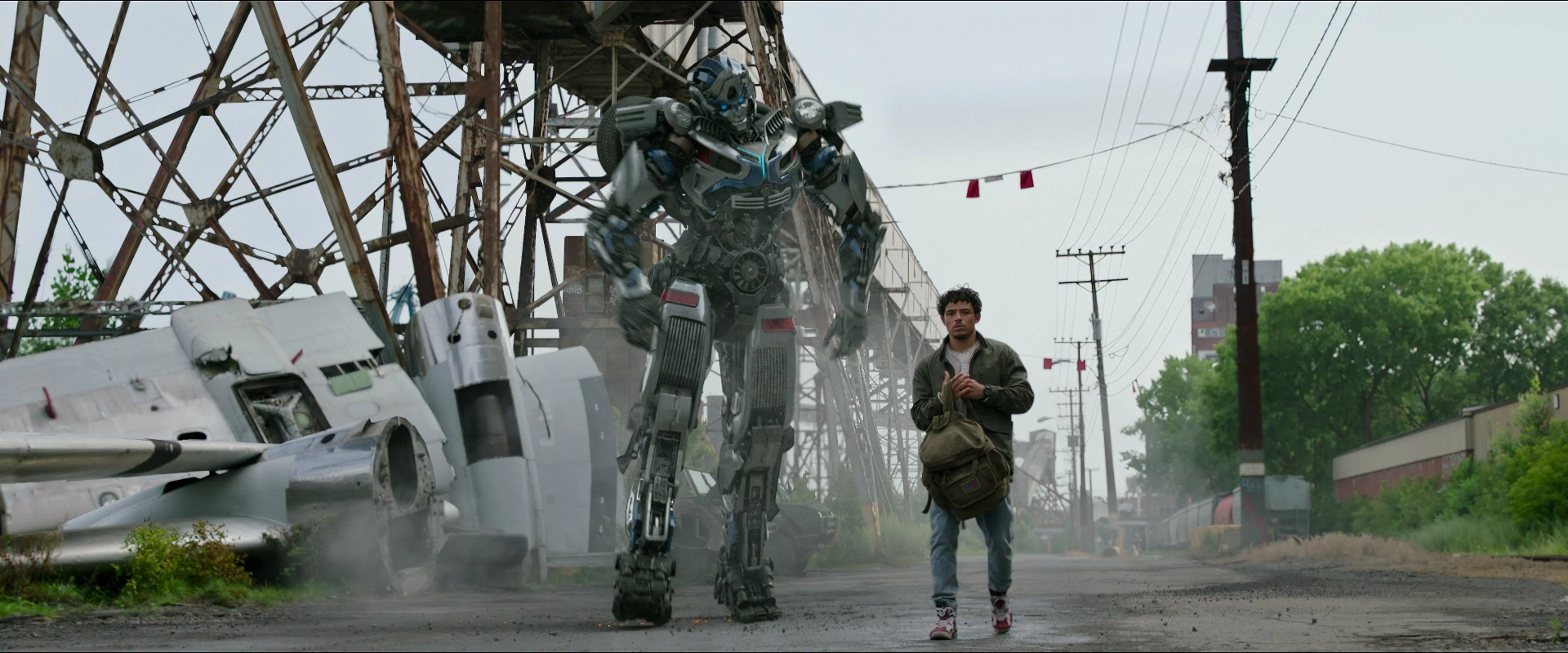 Pete Davidson and Anthony Ramos in Transformers: Rise of the Beasts (2023)