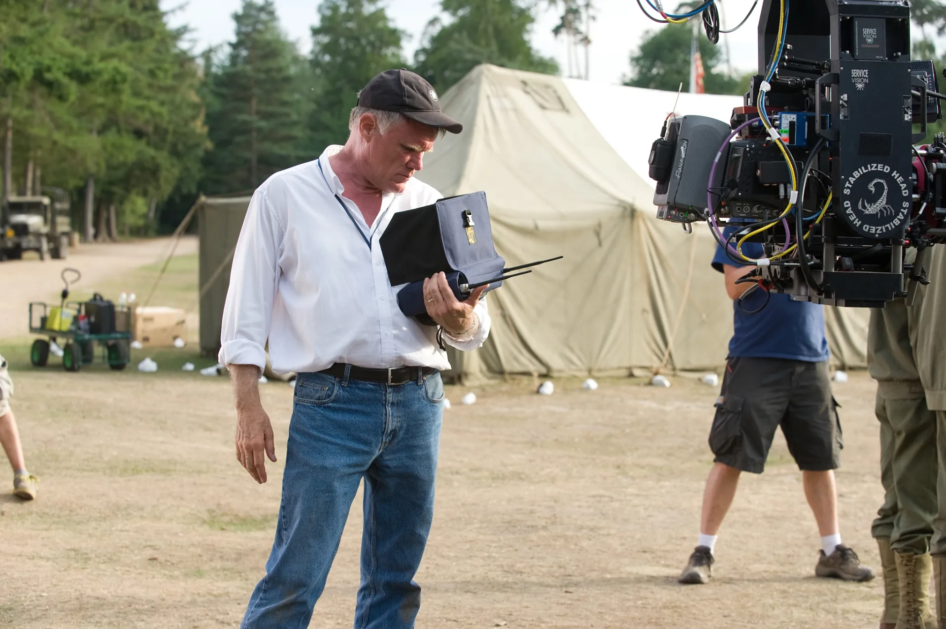 Joe Johnston in Captain America: The First Avenger (2011)