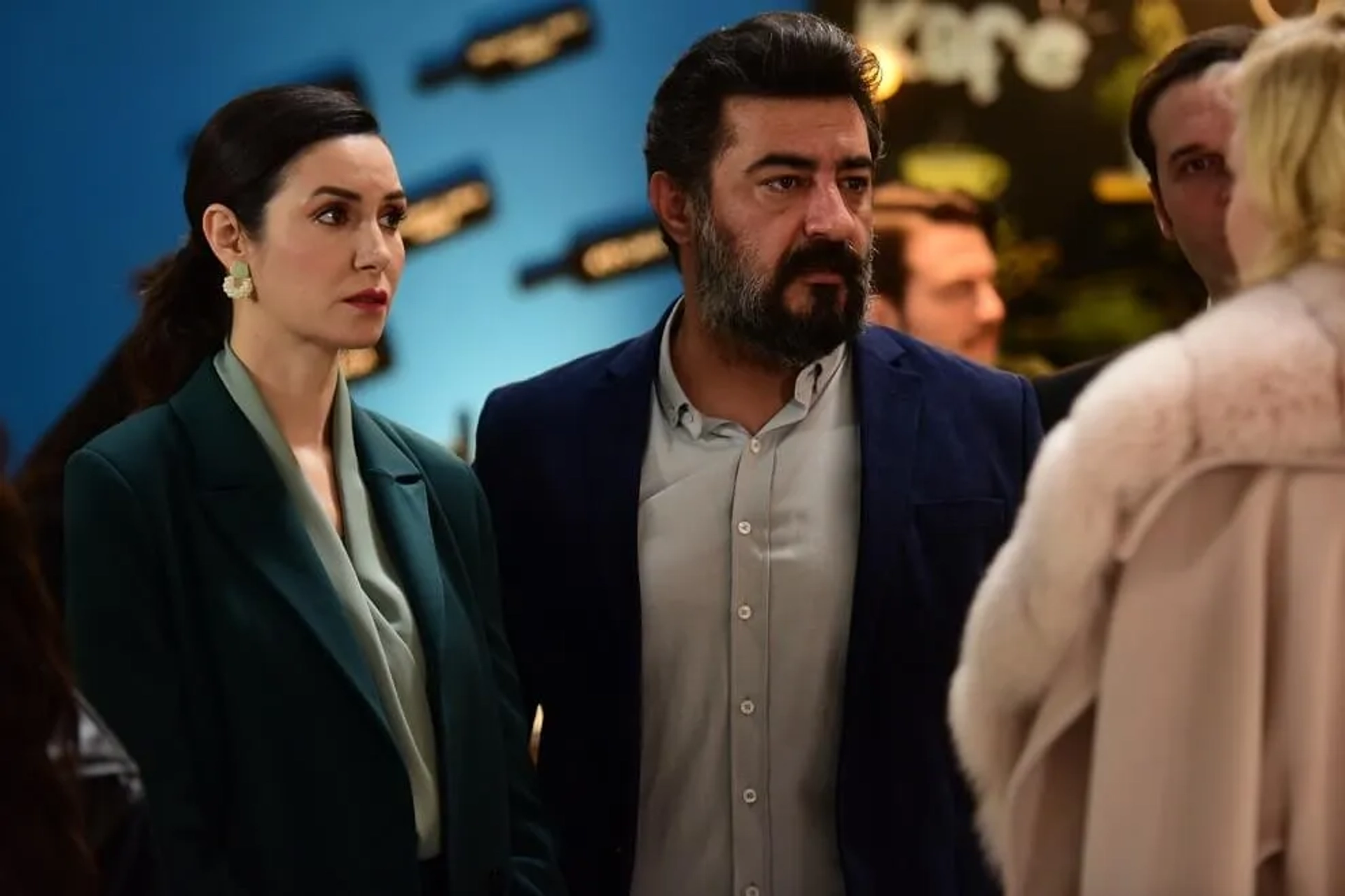 Ahu Yagtu and Celil Nalçakan in My Siblings (2021)