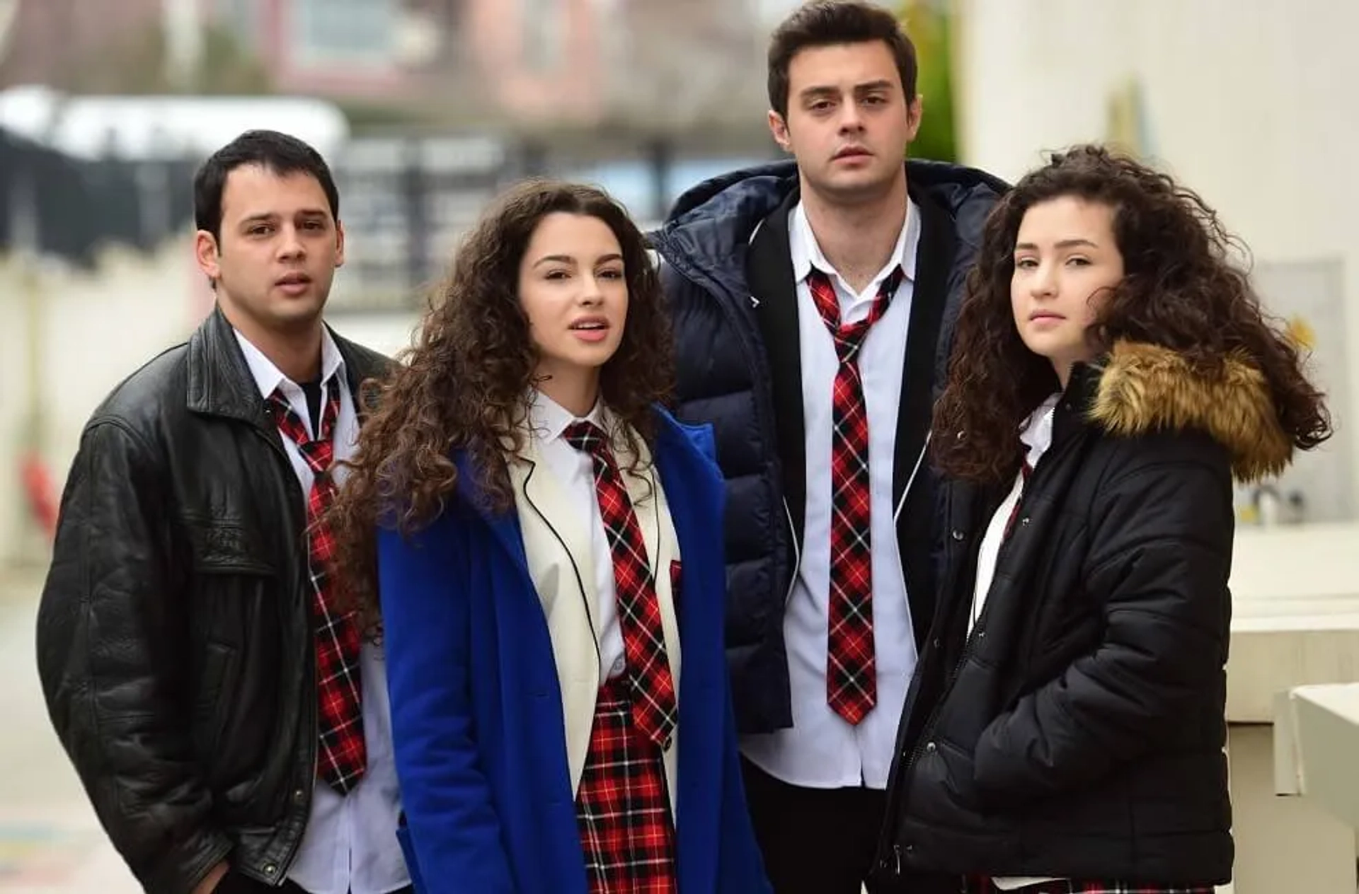 Yigit Koçak, Melis Minkari, Su Burcu Coskun, and Cihan Simsek in My Siblings (2021)