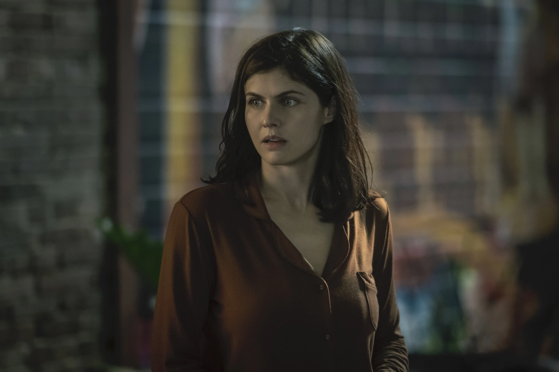 Alexandra Daddario as Dr. Rowan Fielding - Mayfair Witches _ Season 1, Episode 3 - Photo Credit: Alfonso Bresciani/AMC