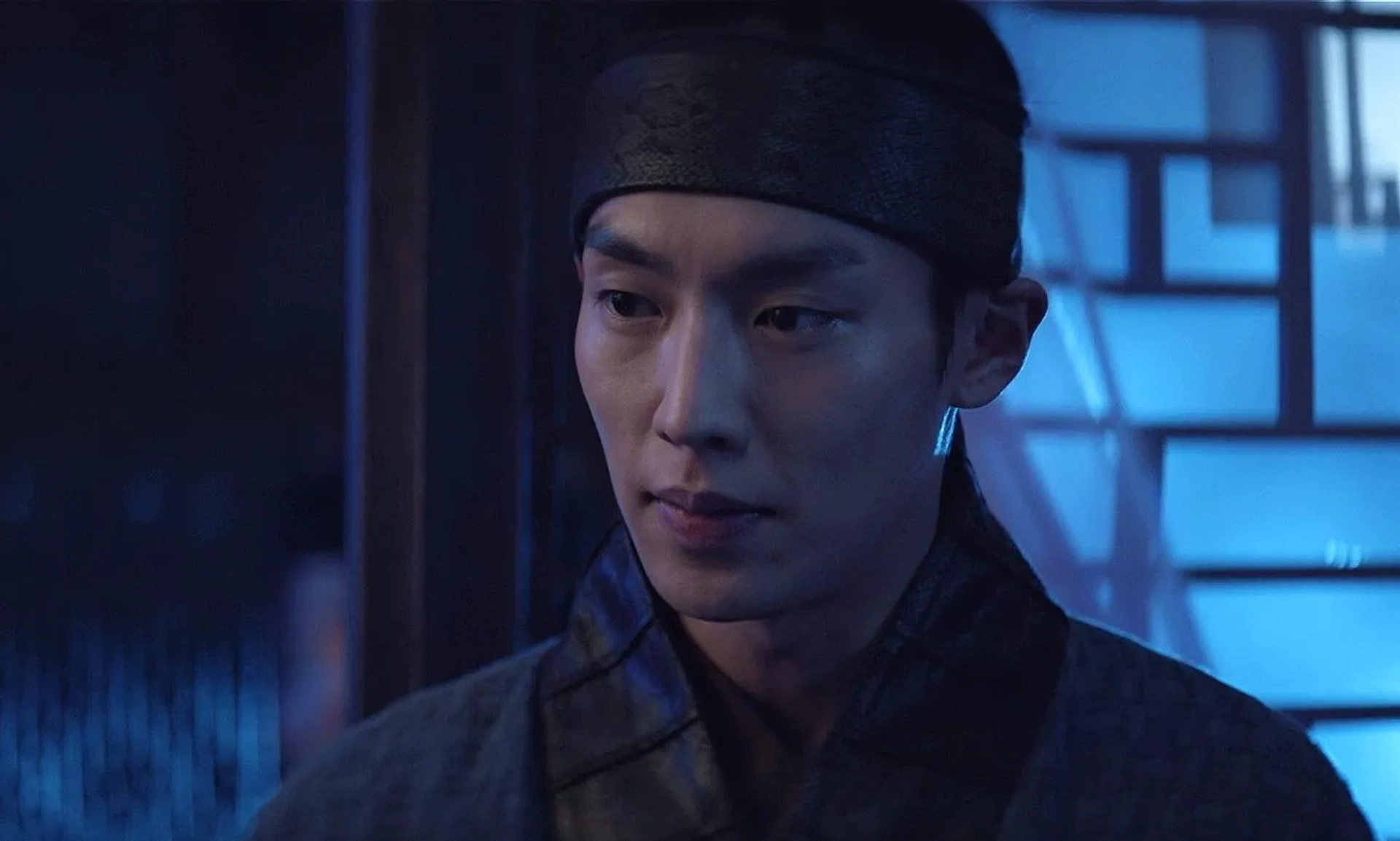 Ki-Taek Lee in When Flowers Bloom, I Think of the Moon (2021)