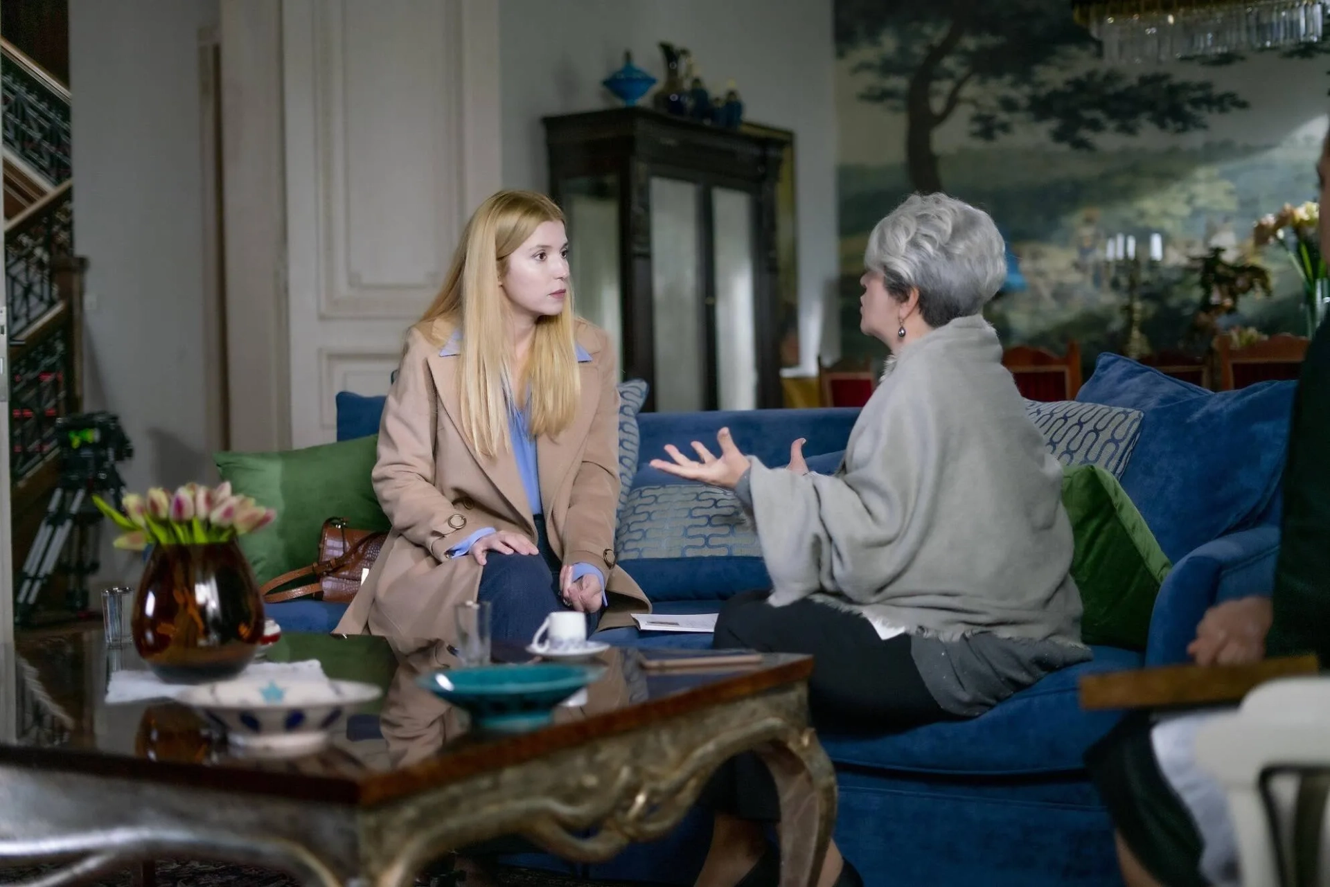 Selma Ergeç and Devrim Yakut in Chrysalis (2021)