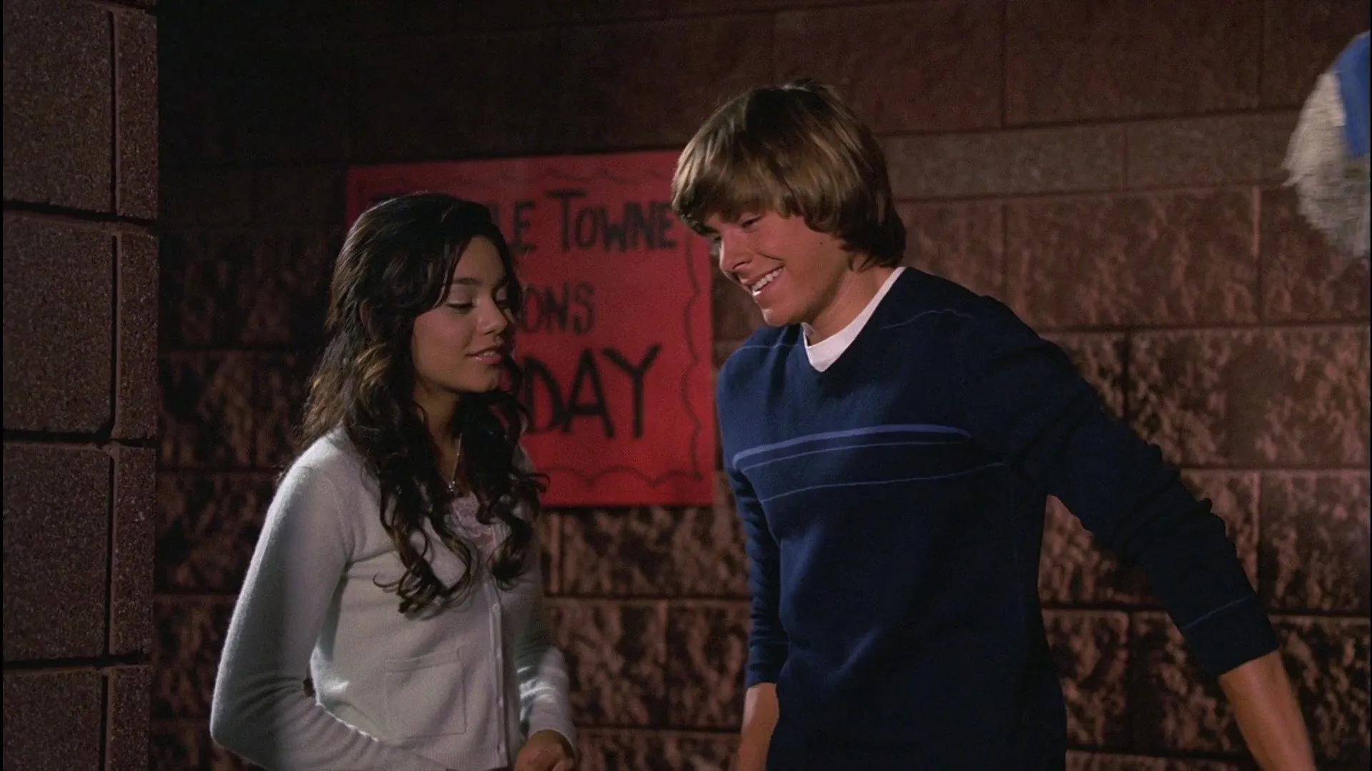Vanessa Hudgens and Zac Efron in High School Musical (2006)